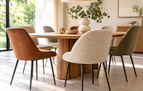 Eetkamerstoelen kiezen: zo vind je de juiste stoel Eetkamerstoelen kiezen: zo vind je de juiste stoel