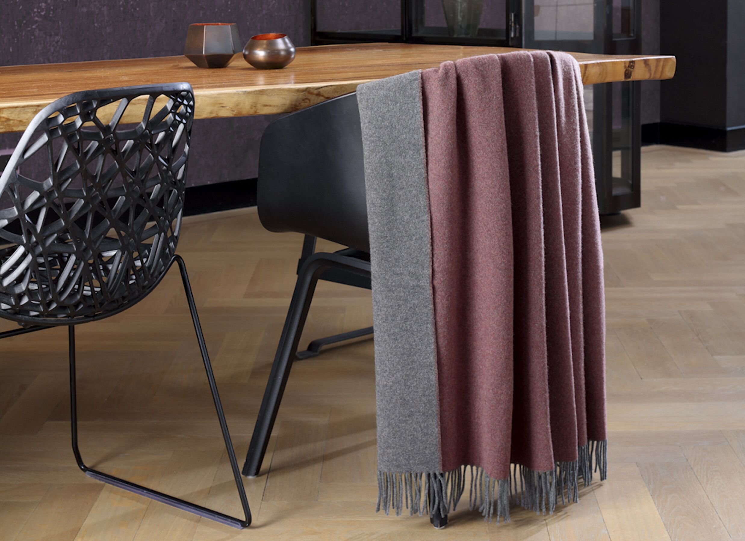 Foto ambiance - Plaid 150x200cm - cachemire et laine - rouge et gris