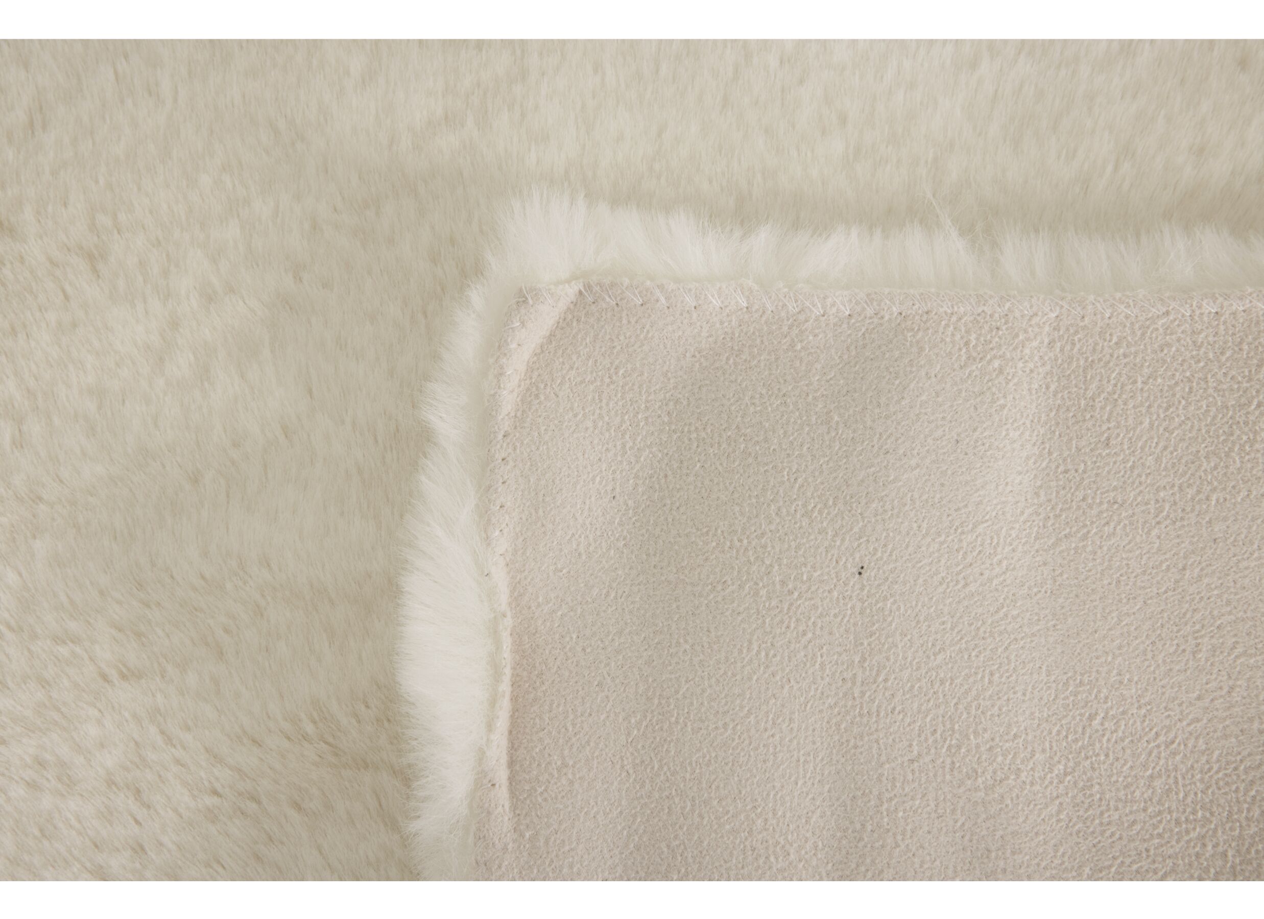 Tapijt Serene 60x110cm - nepbont - ivory