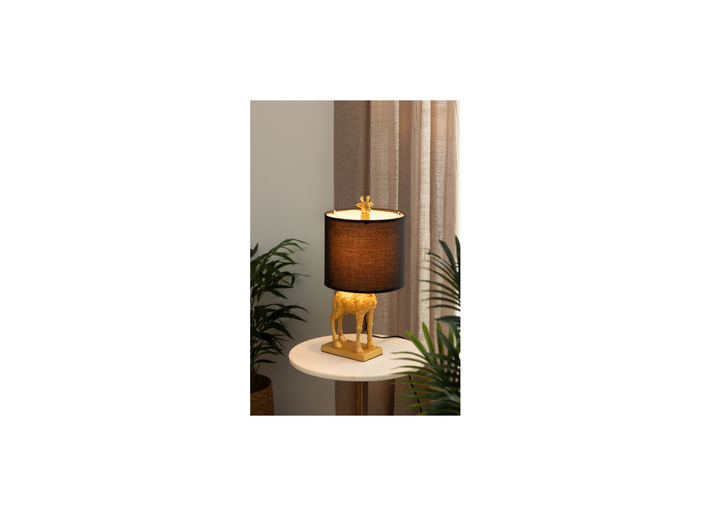 Foto ambiance - Lampe de table Girafe E27 H42cm - métal & polystone - or/noir