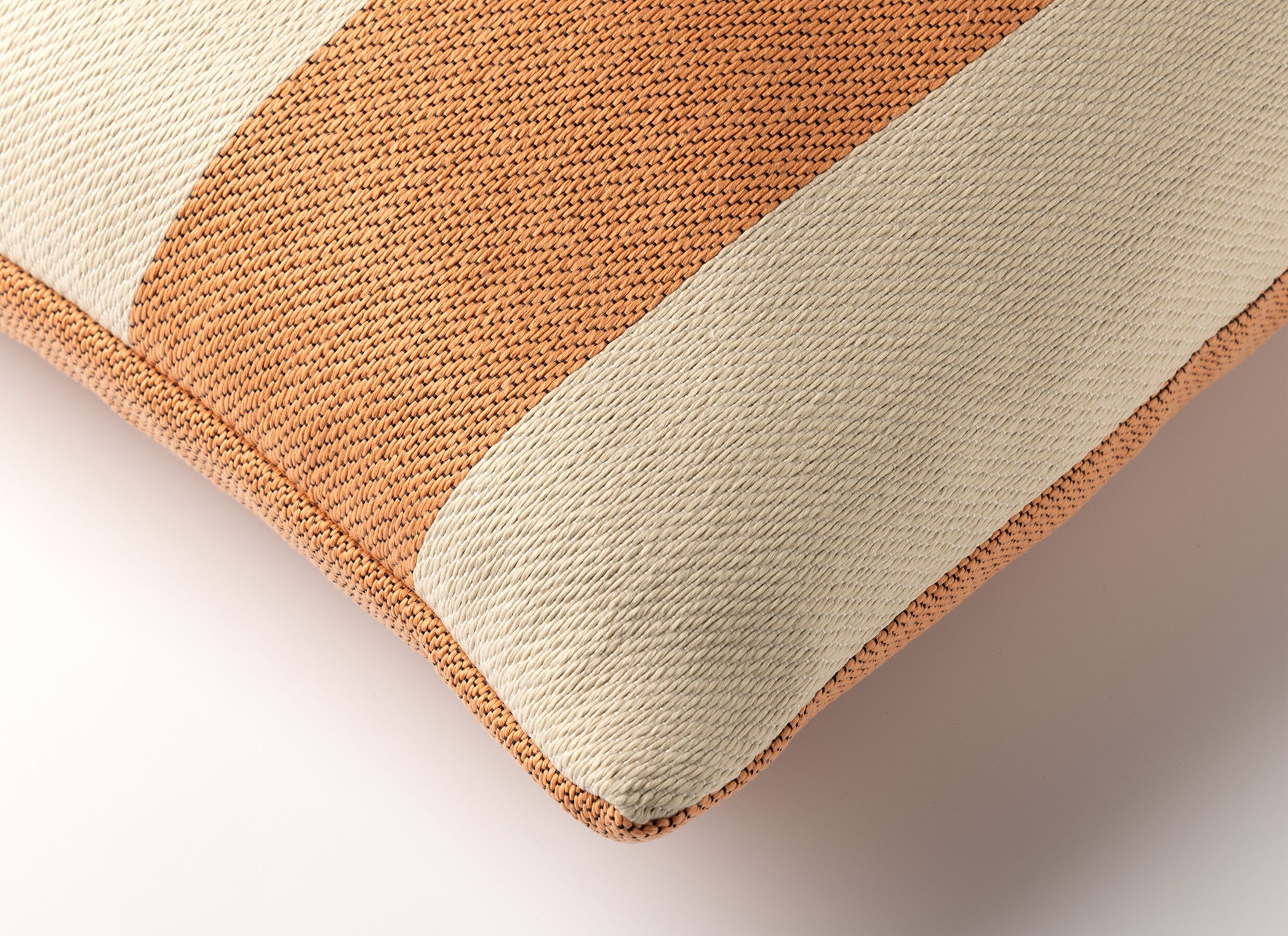 Detailfoto - Kussen Osk Cyrus 30x50cm - polyester - peach bloom