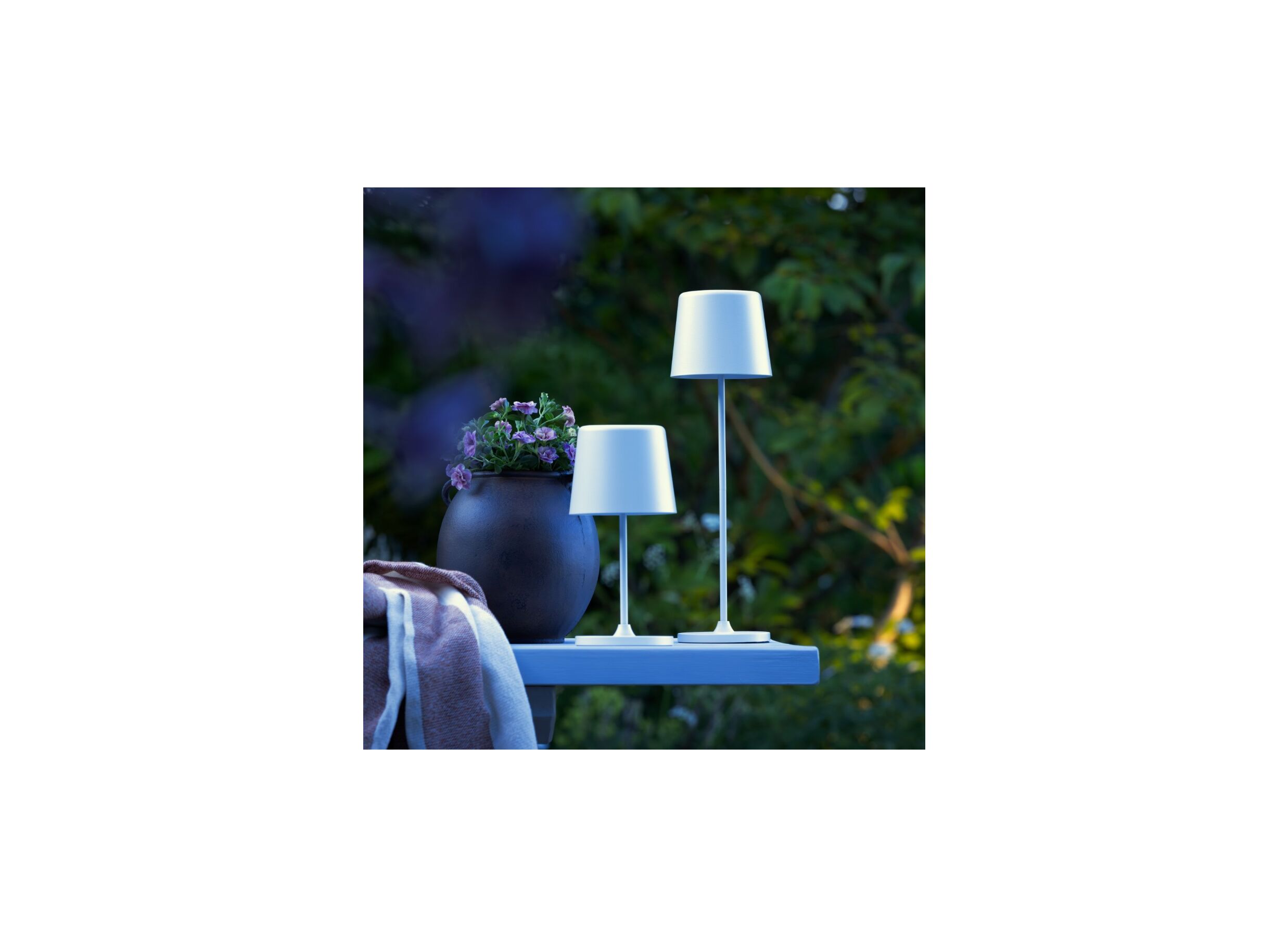 Foto ambiance - Lampe de table Kaami H37cm blanc