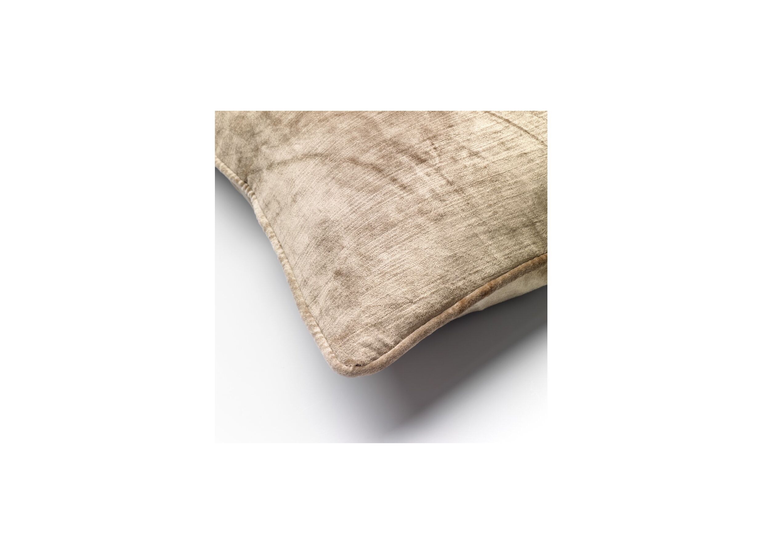 Detail - Coussin Chloe 50x50cm - viscose & polyester - pumice stone