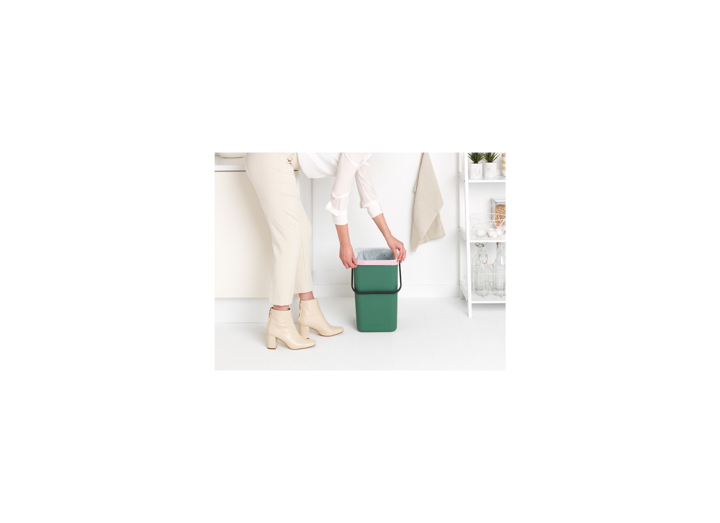 Sfeerfoto - Vuilbak Sort & Go Brabantia 25L groen