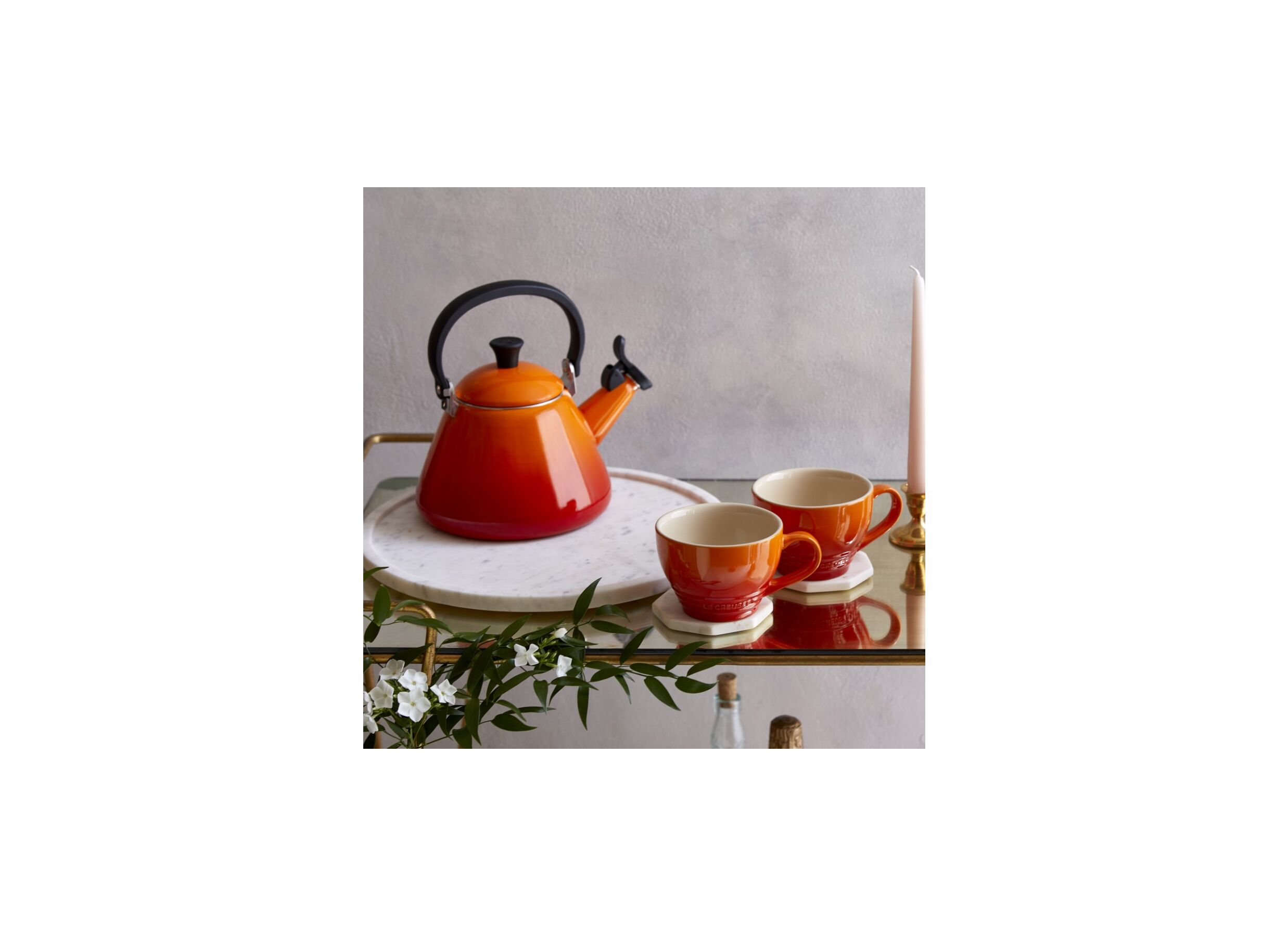 Foto ambiance - Mug Le Creuset 40cl volcanique