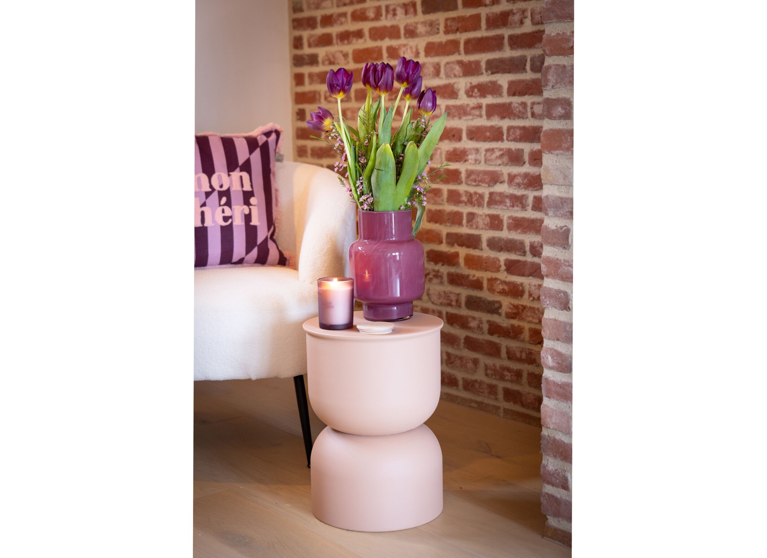 Sfeerfoto - Bijzettafel Palomba Ø31cm - staal - beige