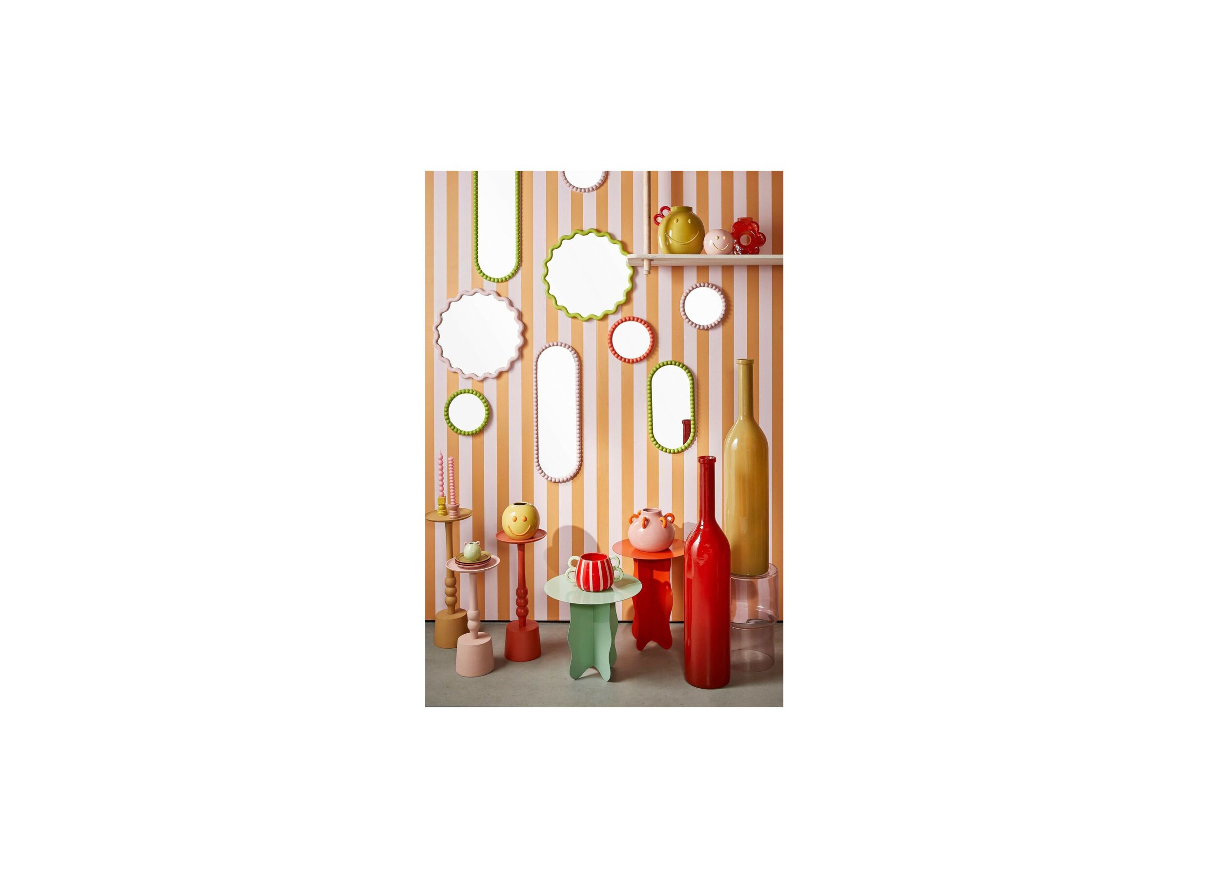Foto ambiance - Vase Duke Smiley H16,5cm - dolomie - ocre
