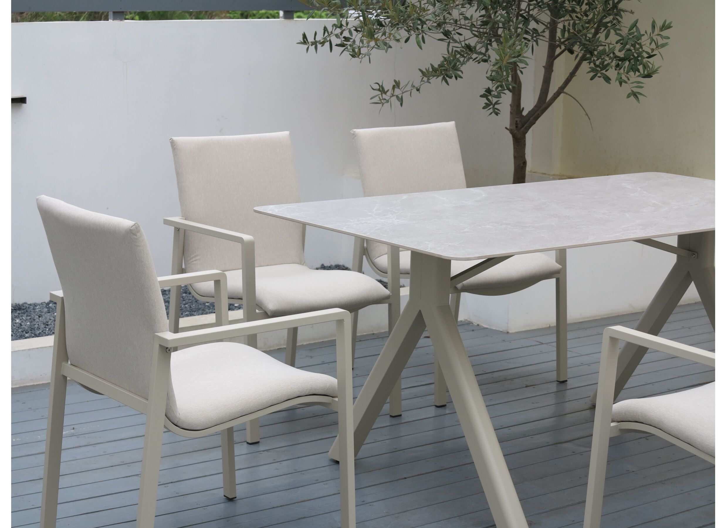 Photo ensemble - Table de jardin Oregano 160x90cm - aluminium MDF - greige