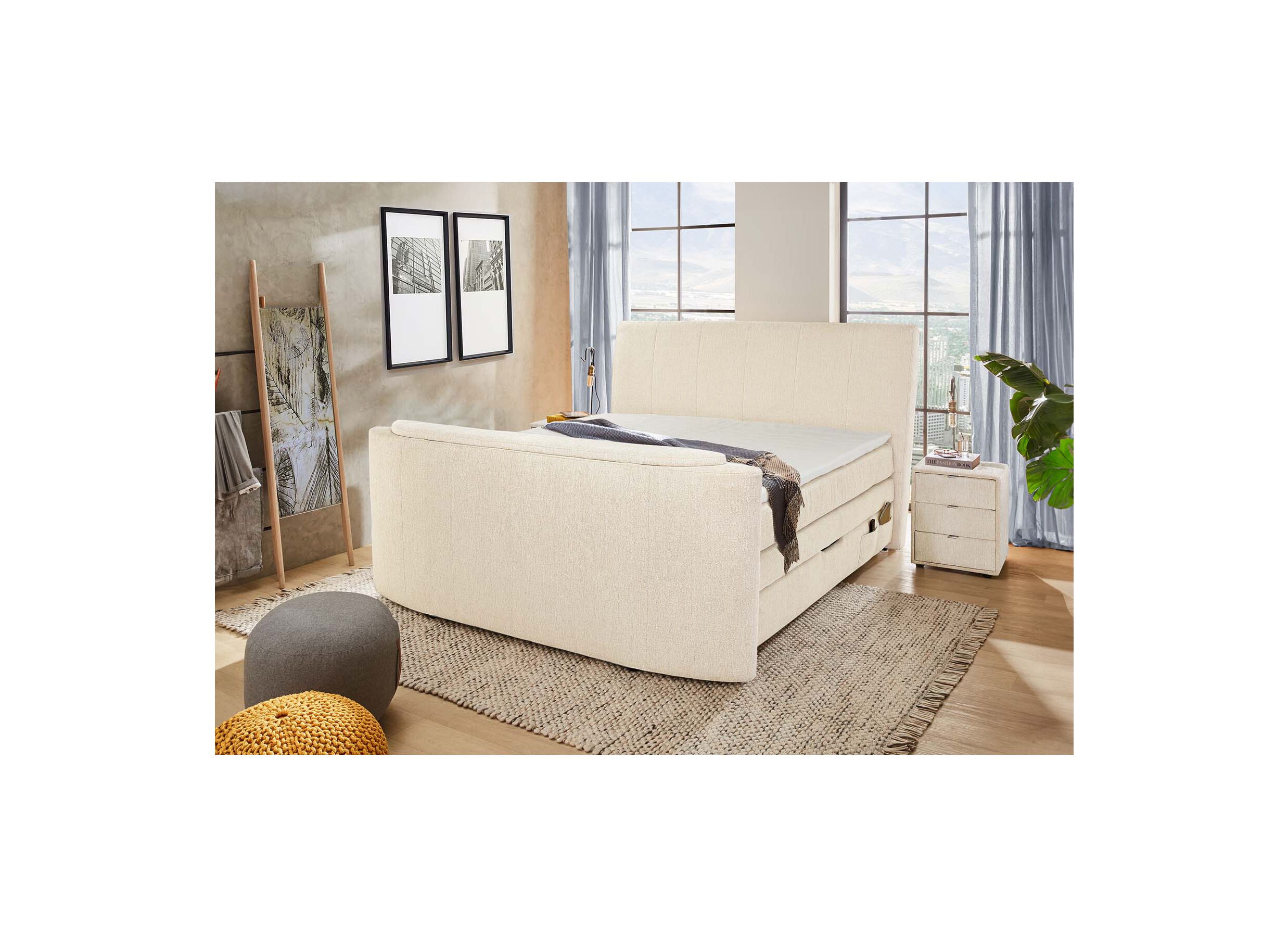 Sfeerfoto - Boxspring Belair Normal 180x200cm - stof - ecru met tv-lift en opbergruimte