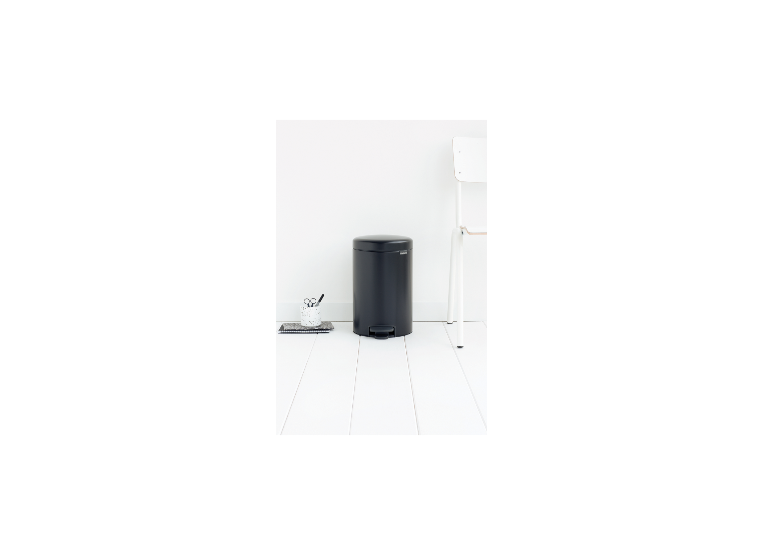 Sfeerfoto - Pedaalemmer NewIcon Brabantia 12L matt black