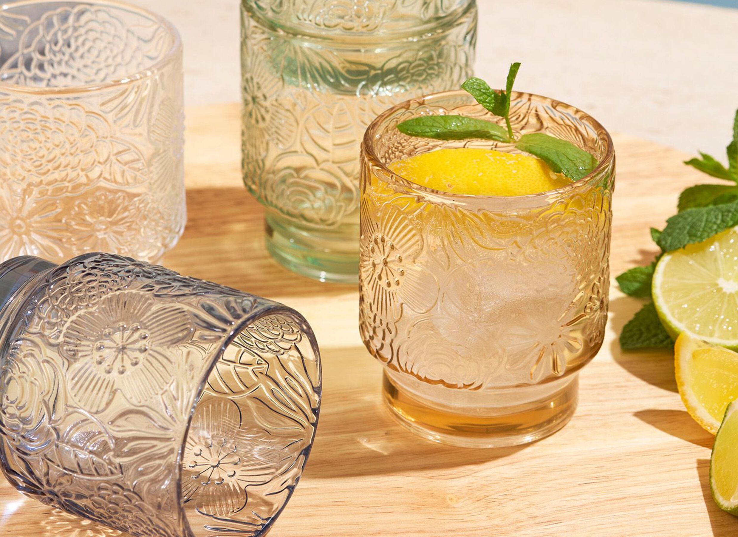 Foto ambiance - Verre Flora 30cl - verre - ambre clair lot de 4