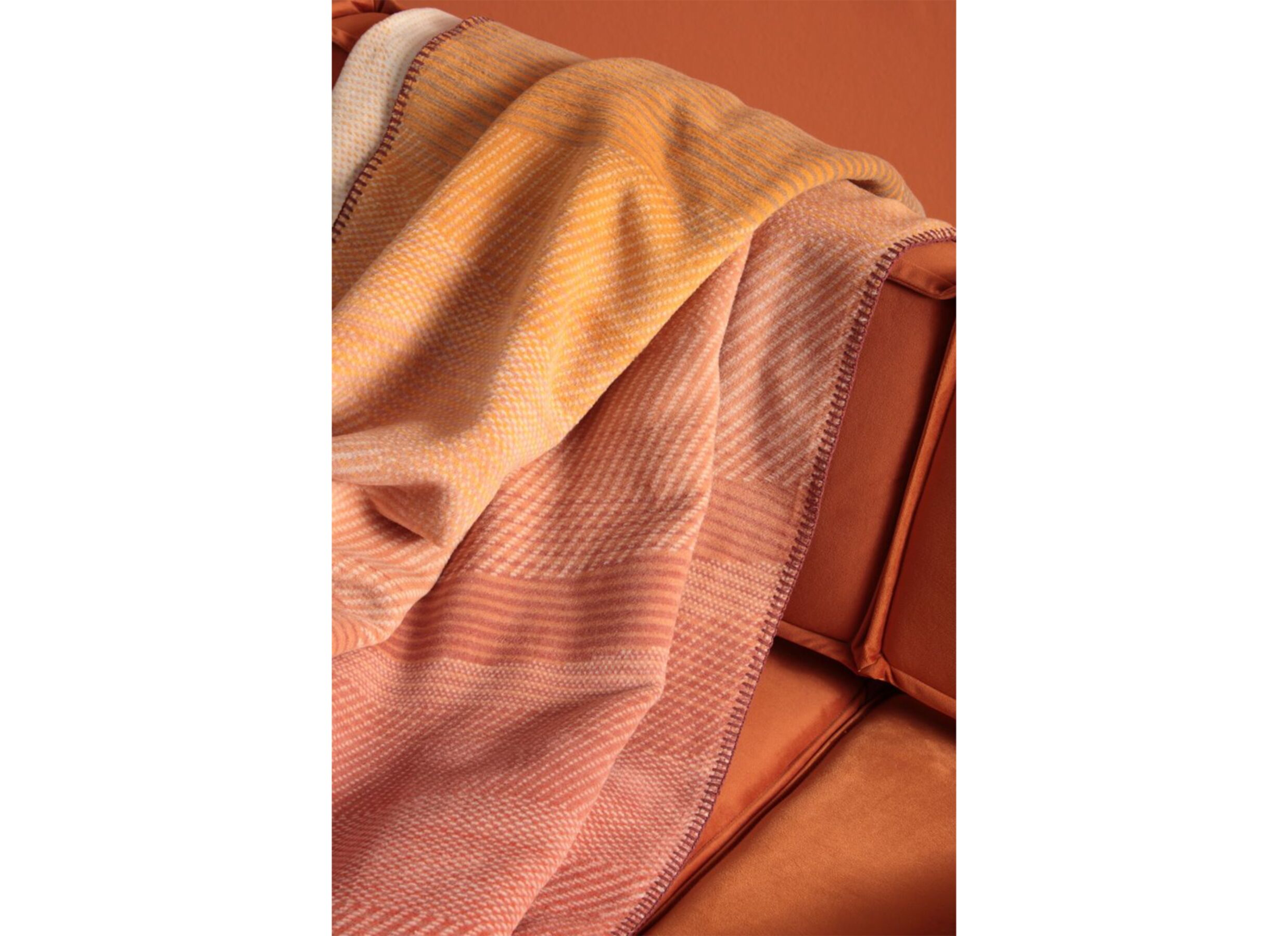Sfeerfoto - Plaid Sunset Drift 150x200cm - katoen & polyacryl - multicolor