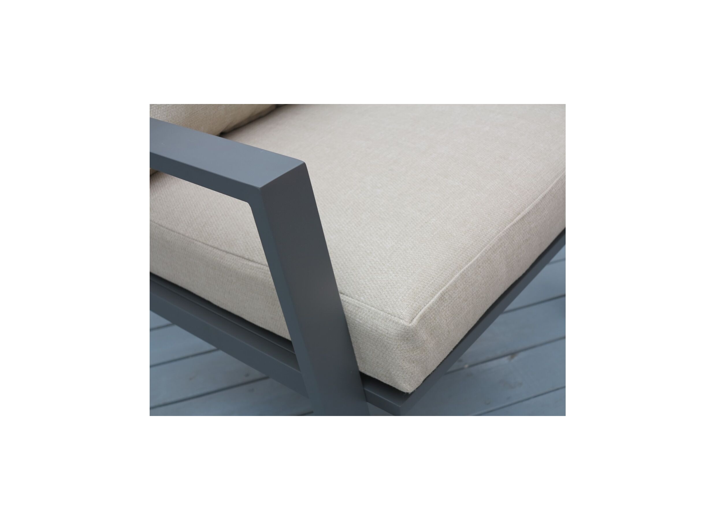 Detail - Salon lounge Arctica aluminium anthracite