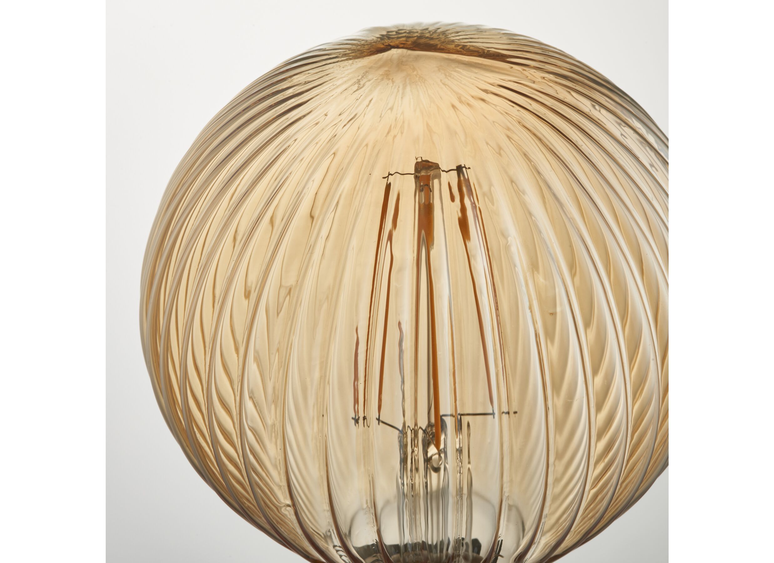 Detail - Ampoule LED Filament 4W E27
