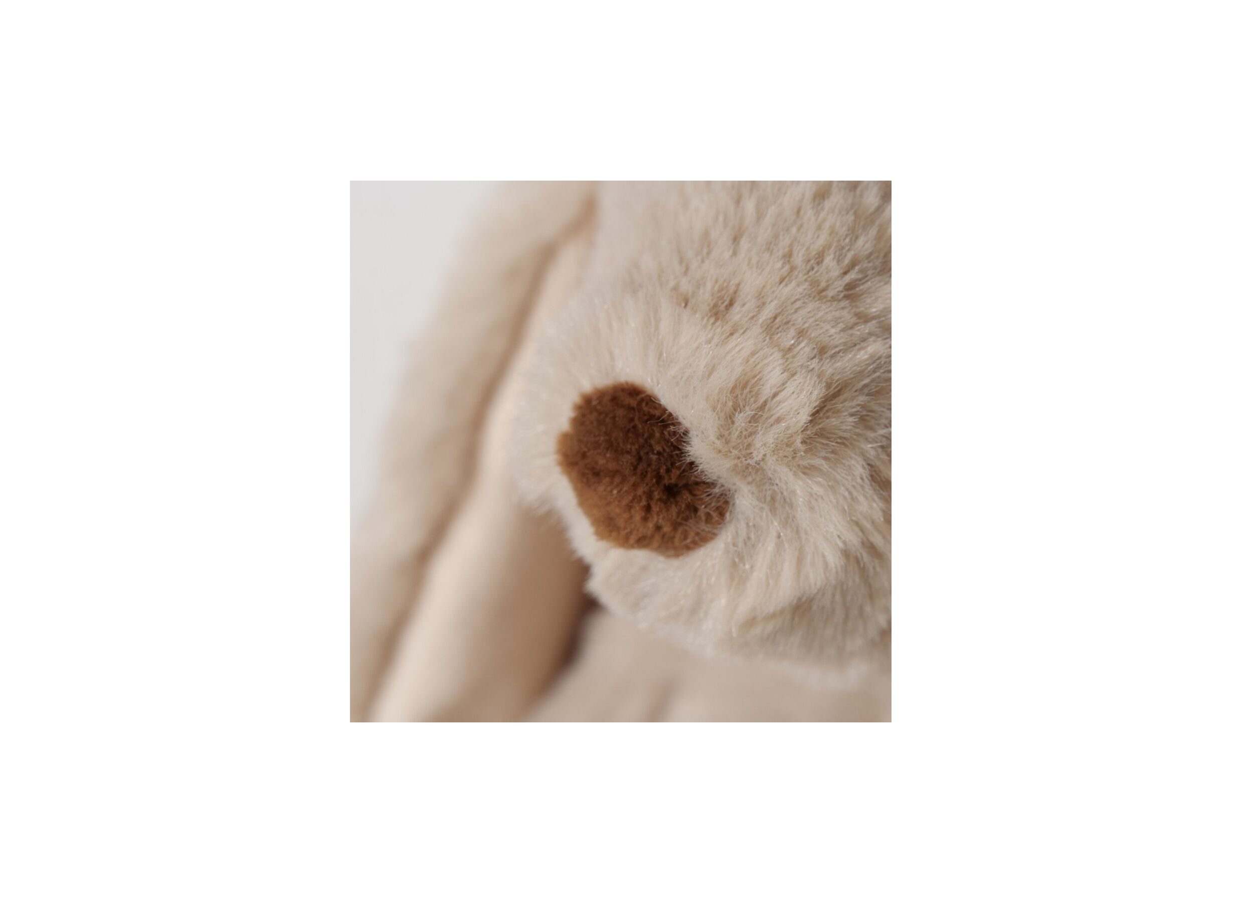 Detail - Peluche Lièvre Philina H19cm - polyester - brun
