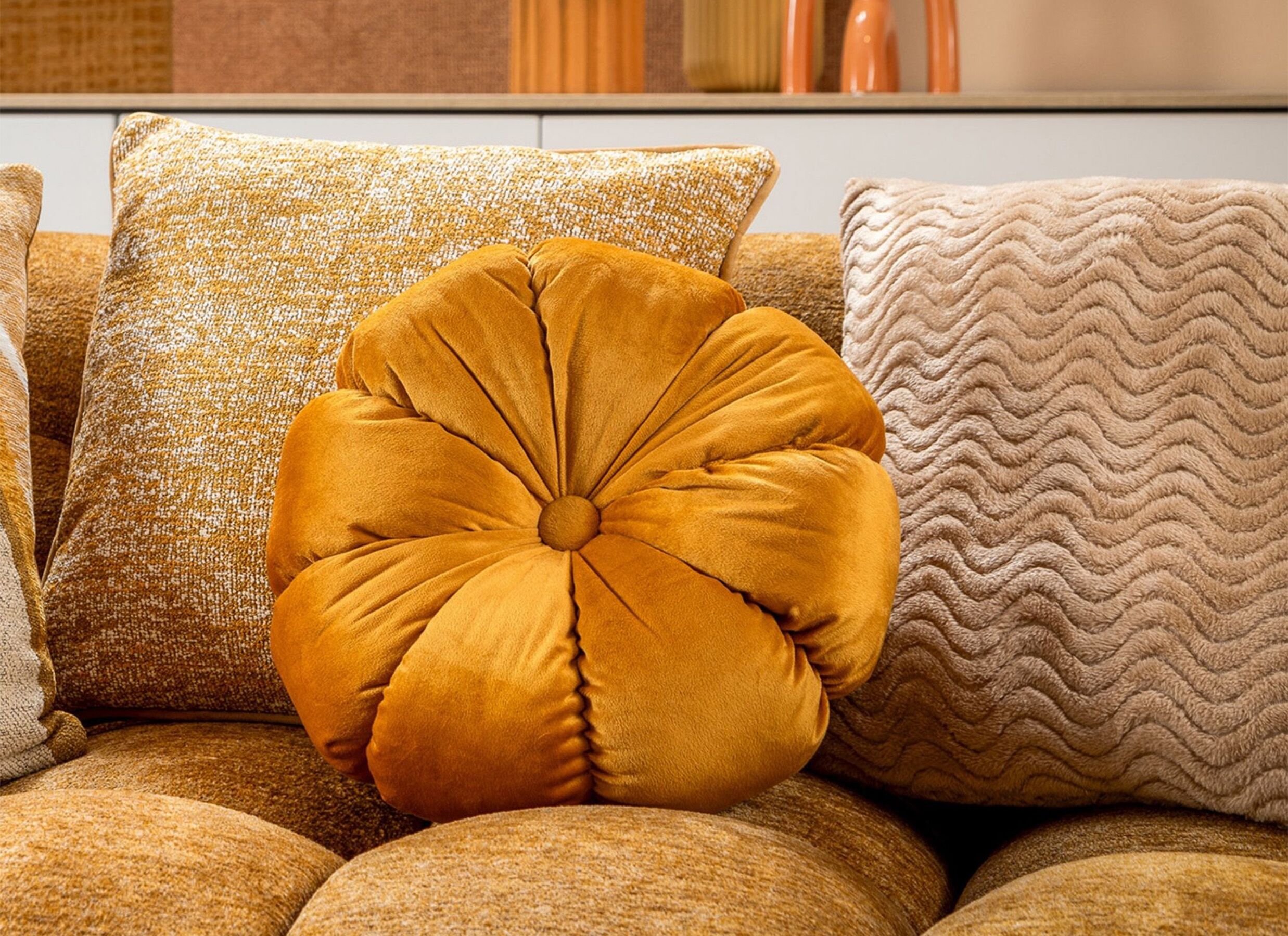 Foto ambiance - Coussin Raisa Ø38cm - polyester - chai tea