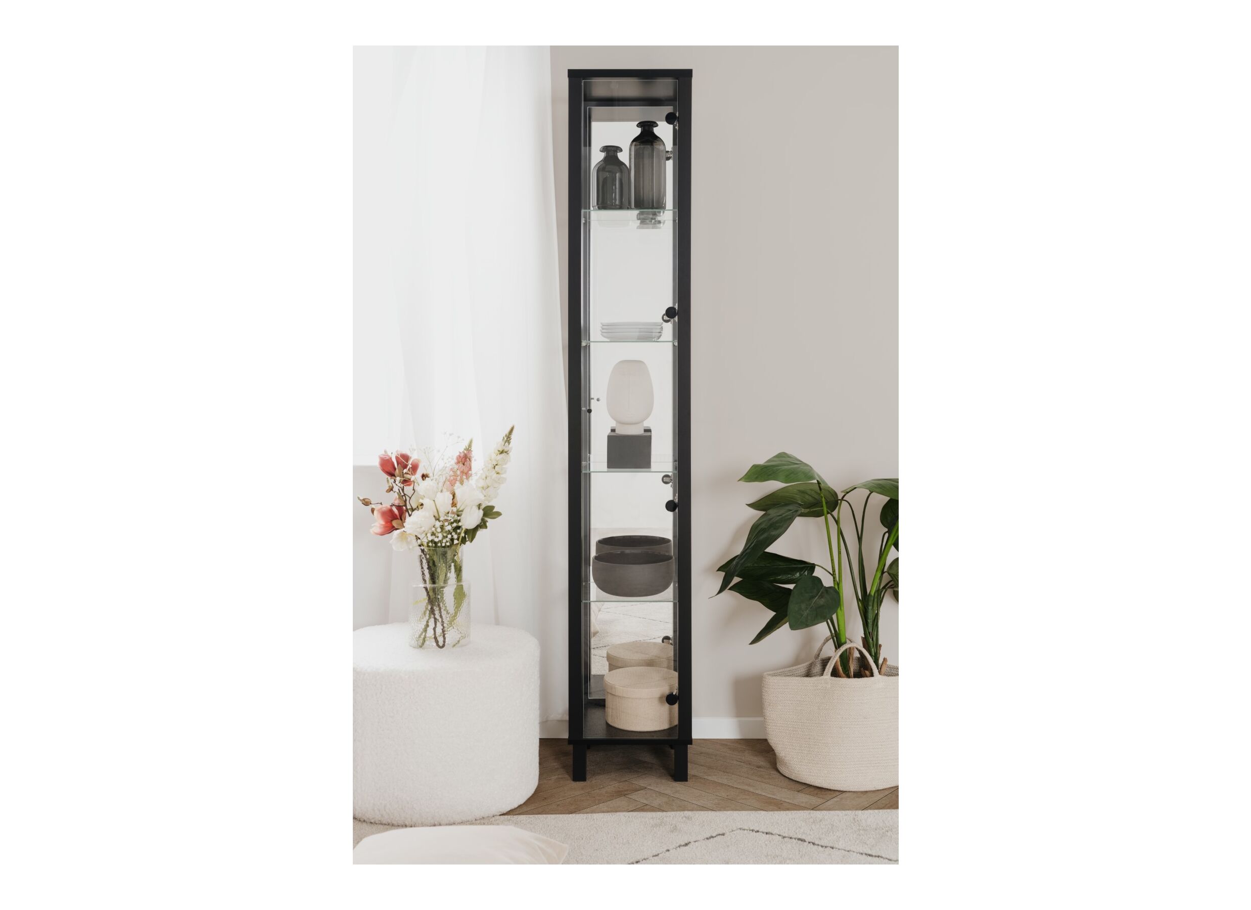 Sfeerfoto - Vitrinekast Albi 33cm - melamine - zwart