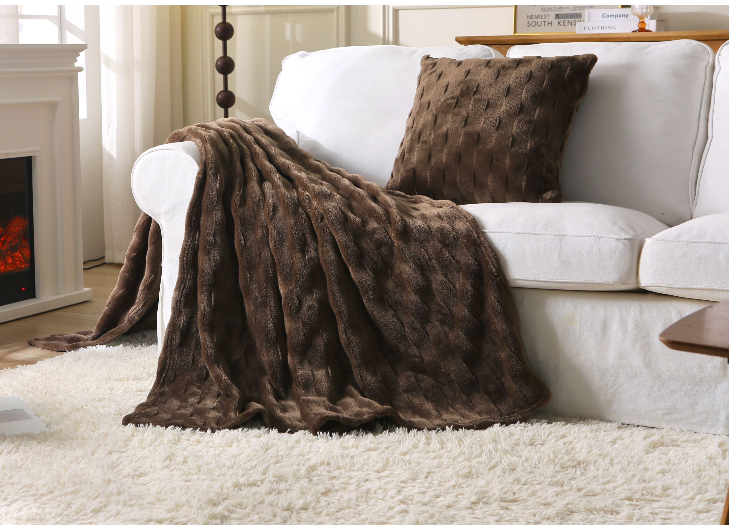 Foto ambiance - Plaid Liverpool 150x200cm - polyester - marron foncé