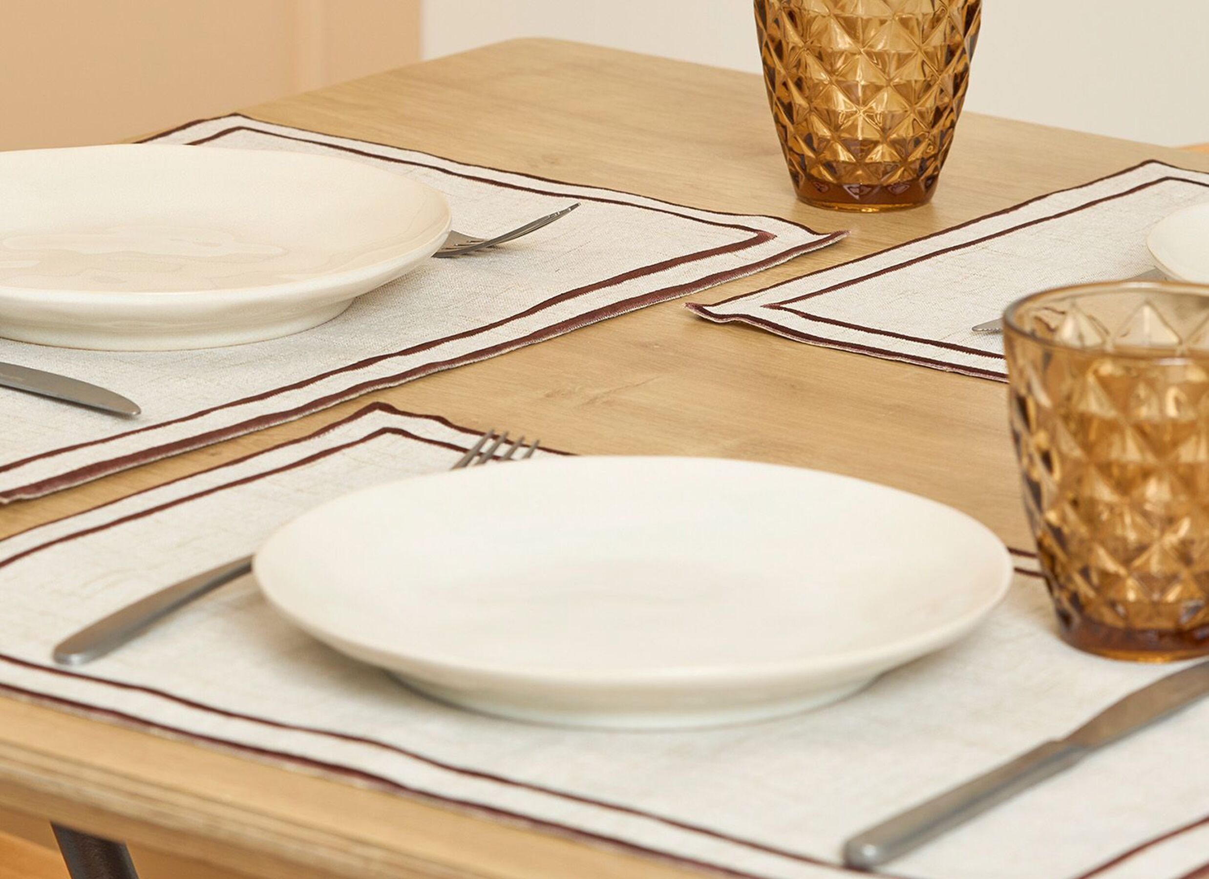 Foto ambiance - Assiette Rocca Ø27,5cm - stoneware - beige