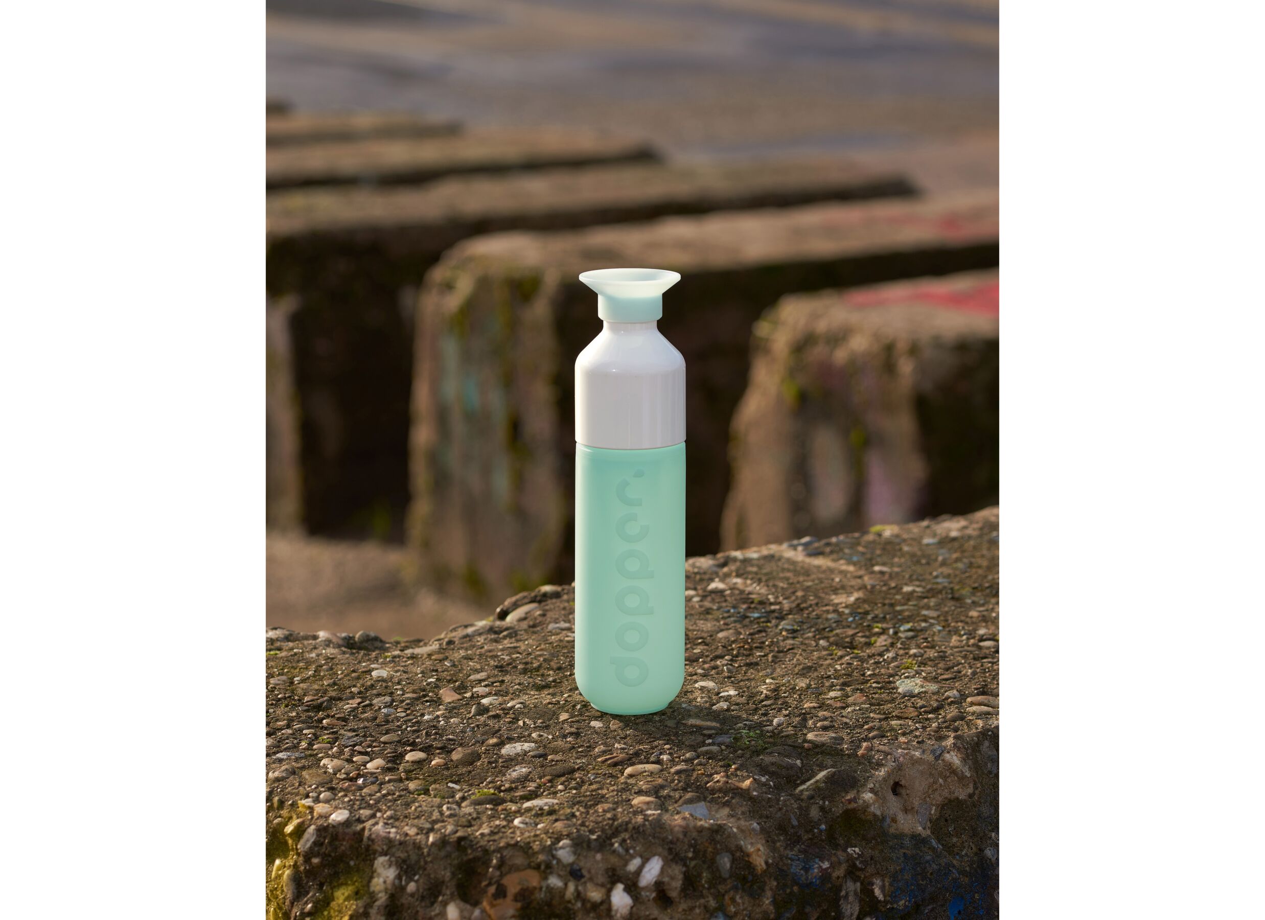 Foto ambiance - Gourde Dopper 45 cl - Plastique - Bleu clair