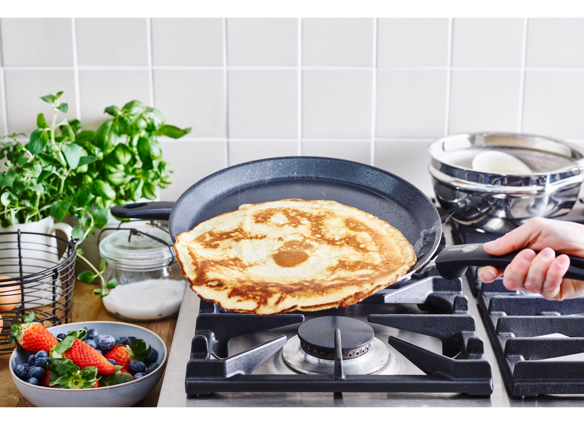 Sfeerfoto - Pannenkoekenpan Essentials Ø28cm