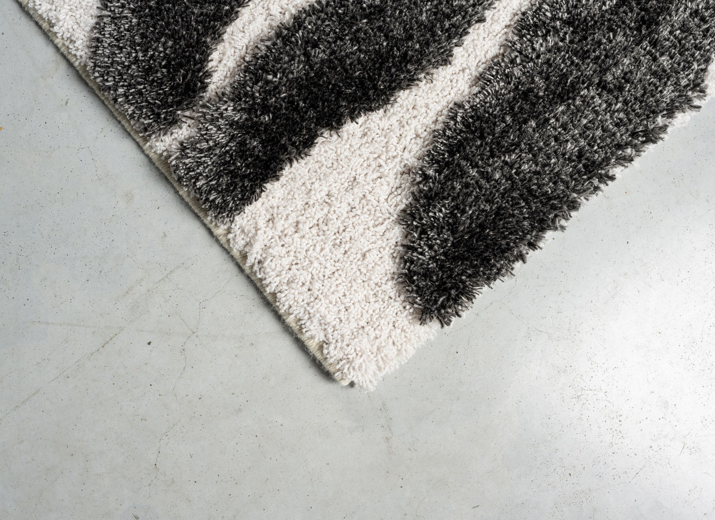 Detailfoto - Tapijt Madagaskar 133x195cm - polyestervezel - wit & grijs