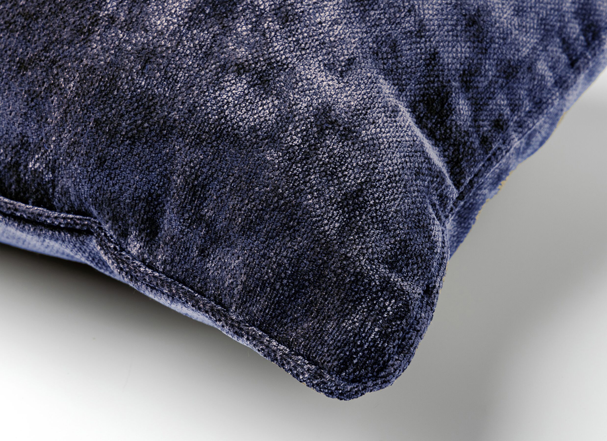 Detailfoto - Kussen Lewy 45x45cm - polyester - insignia blue