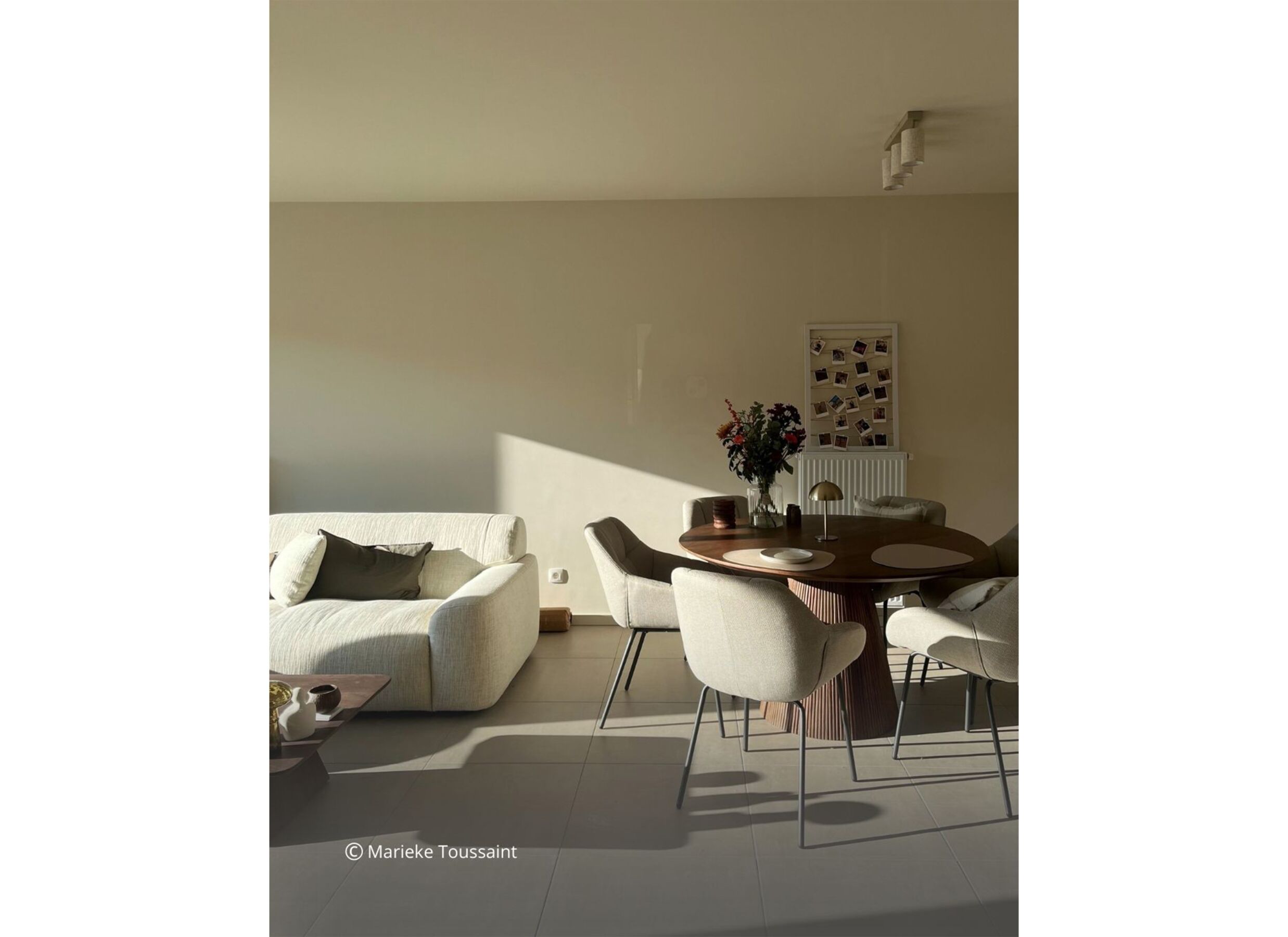 Foto ambiance - Table ronde Gentiloni Ø130cm - manguier massif - naturel