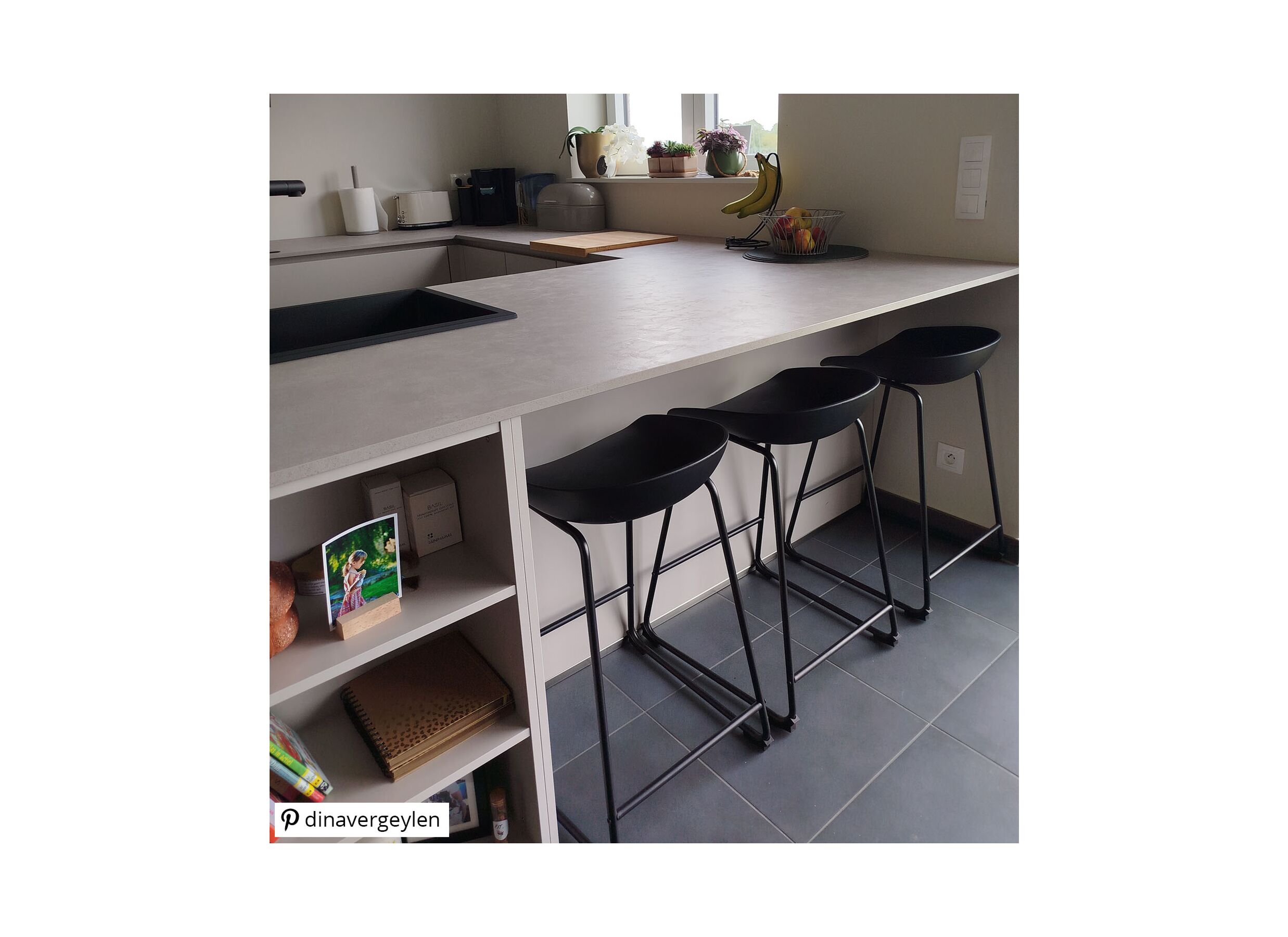 Foto ambiance - Tabouret de bar Vegas HA65cm - synthétique - noir