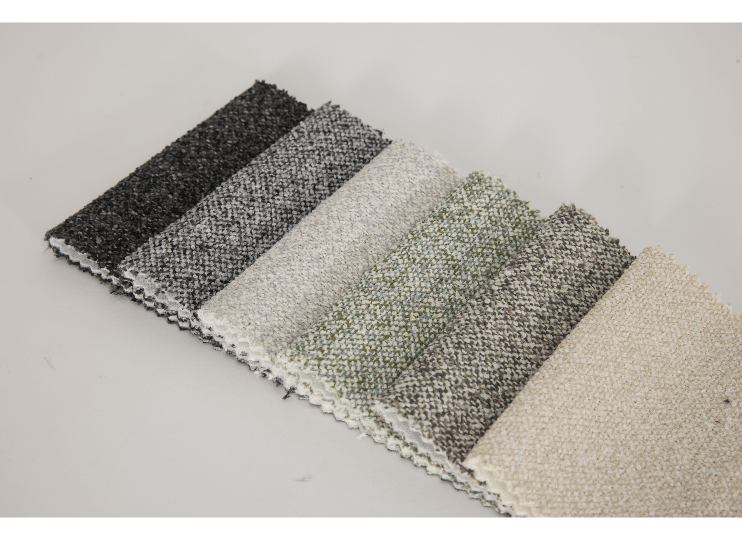 Couleurs - Canapé d'angle Eron 331x182cm - tissu - taupe