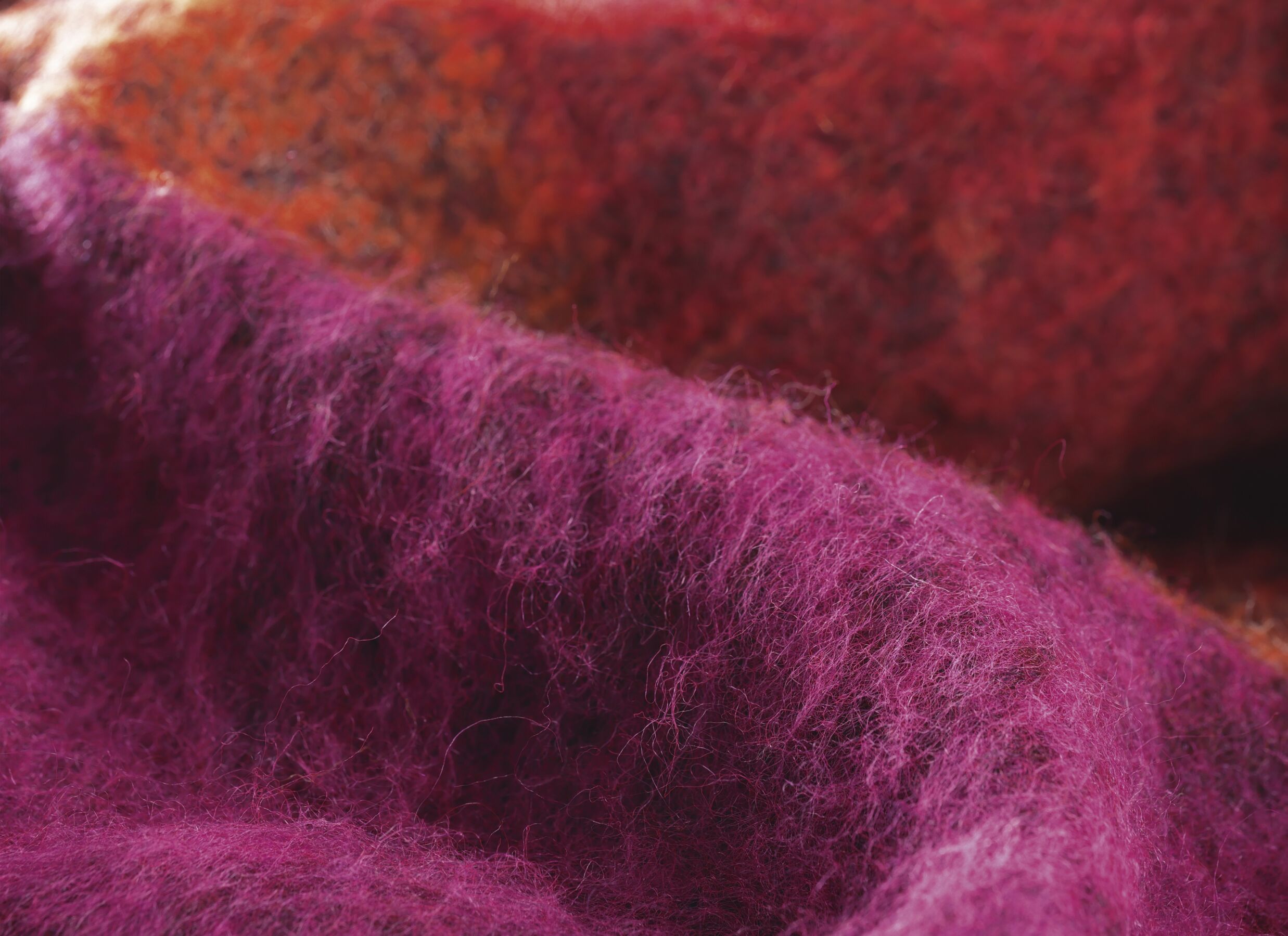 Detail - Plaid Mohair Look 130x190cm - polyester & laine - rose & rouge