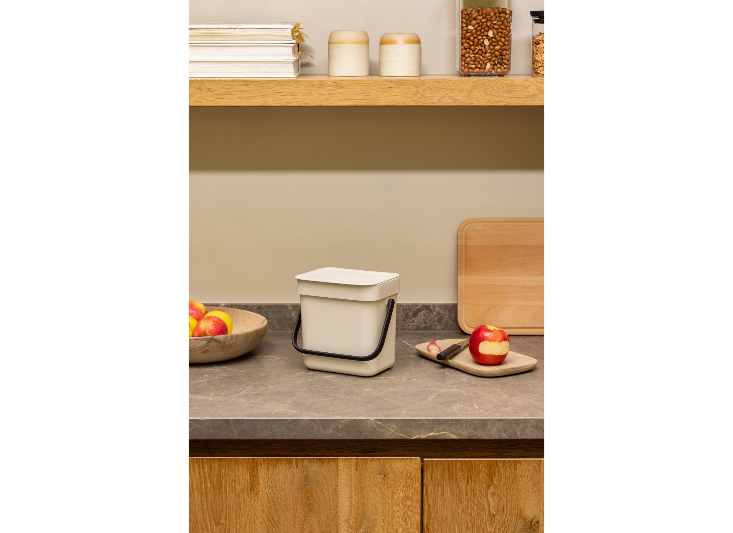 Sfeerfoto - Vuilnisbak Sort & Go Brabantia 3L - soft beige