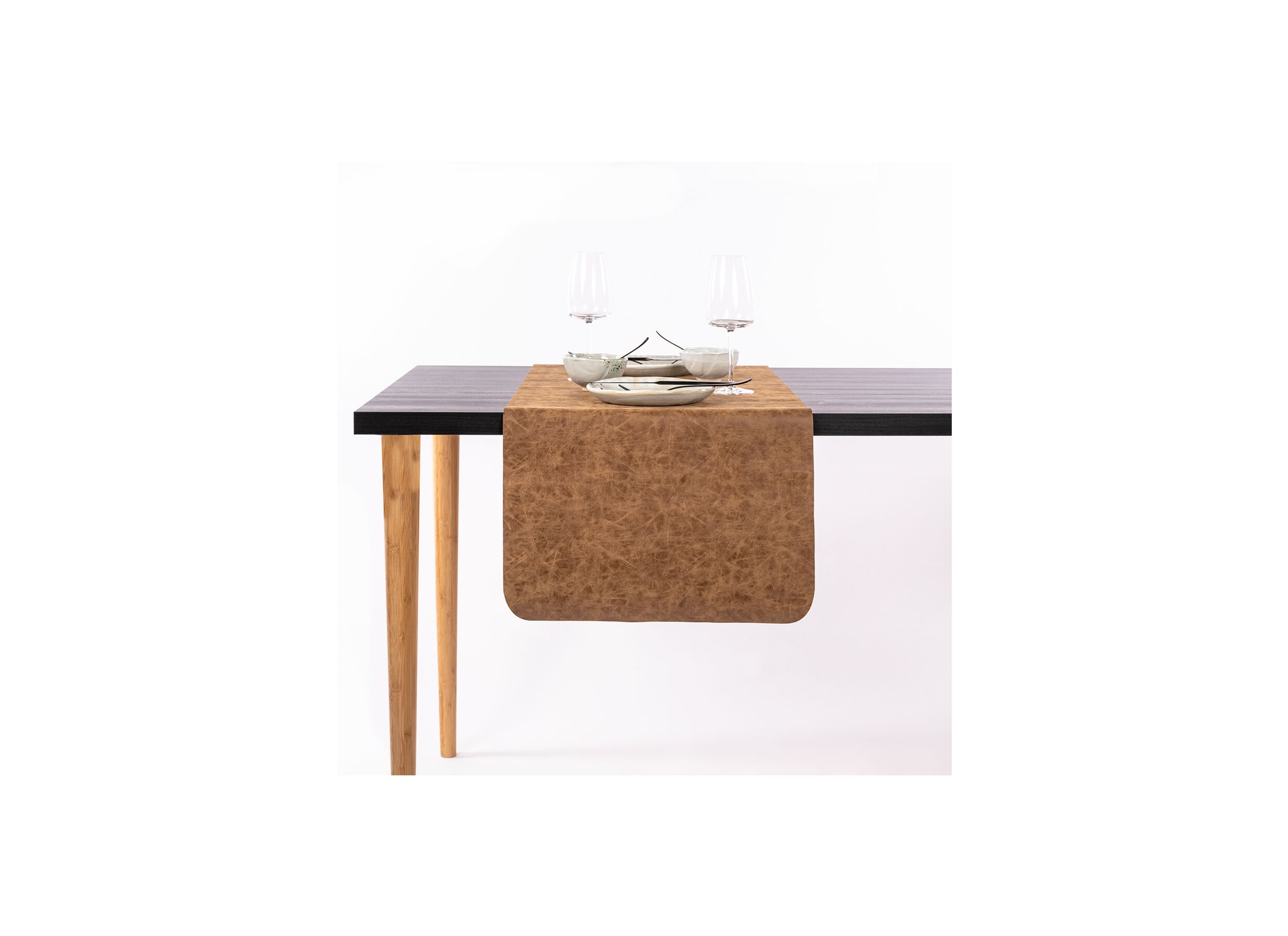 Detail - Chemin de table Truman 45x145cm noyer