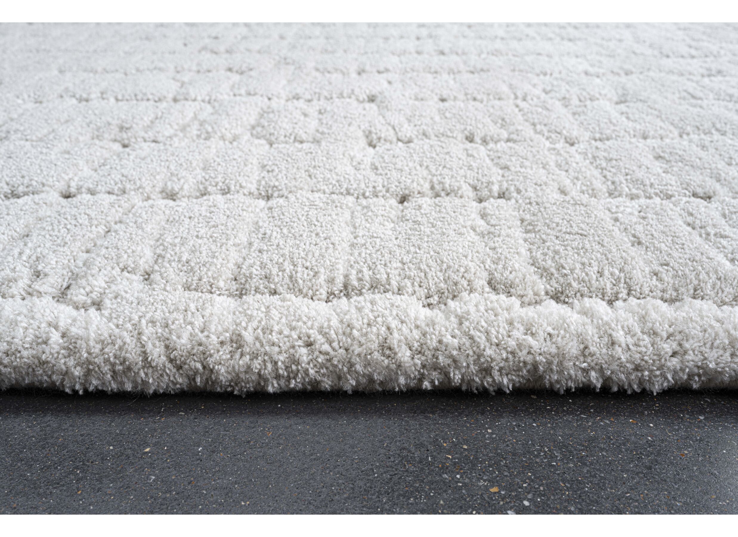 Detail - Tapis Madagaskar 133x195cm - fibre de polyester - gris & beige