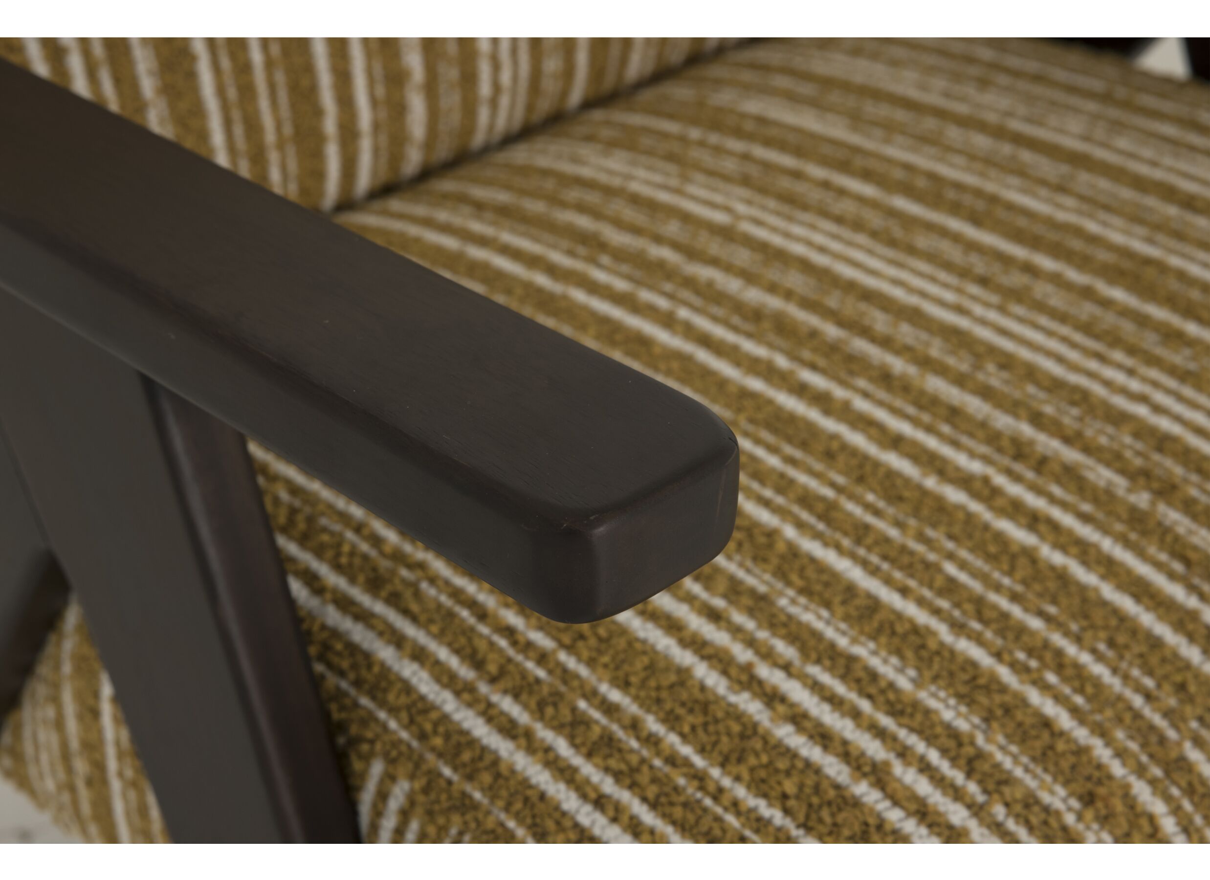 Detail - Fauteuil Malone 75x79x82cm - fibre polyester - ocre/blanc