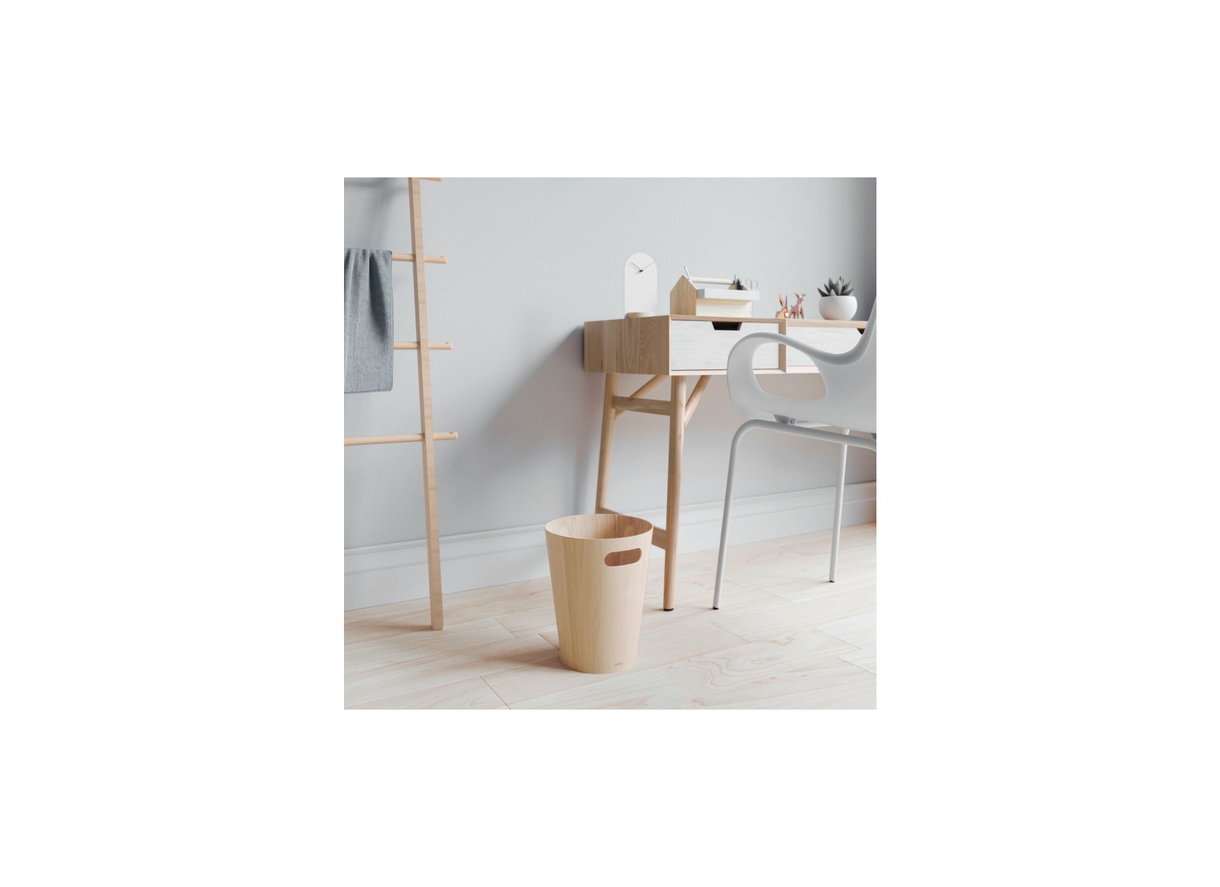 Sfeerfoto - Vuilnisbak Woodrow 7,5L naturel