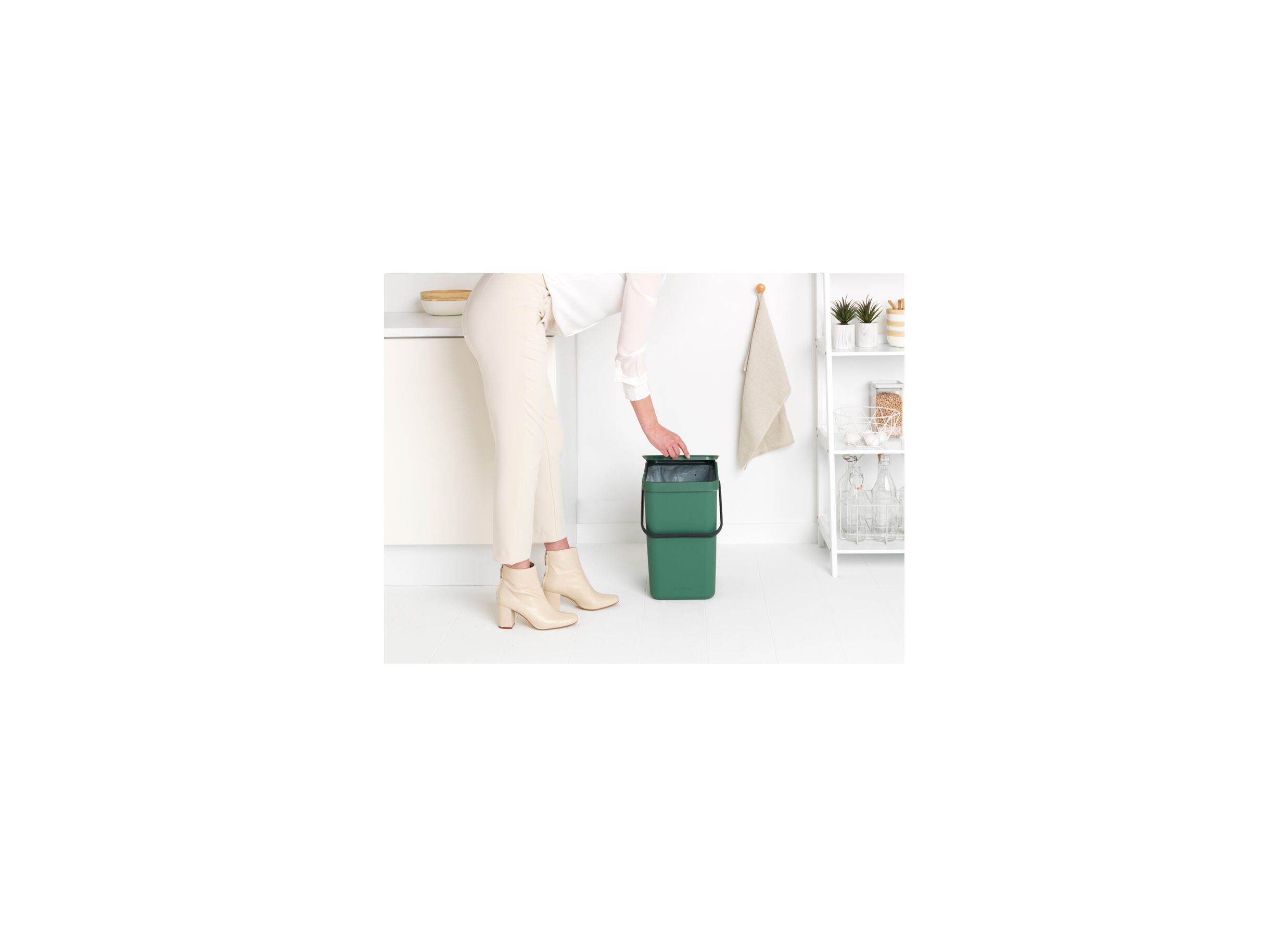 Sfeerfoto - Vuilbak Sort & Go Brabantia 25L groen