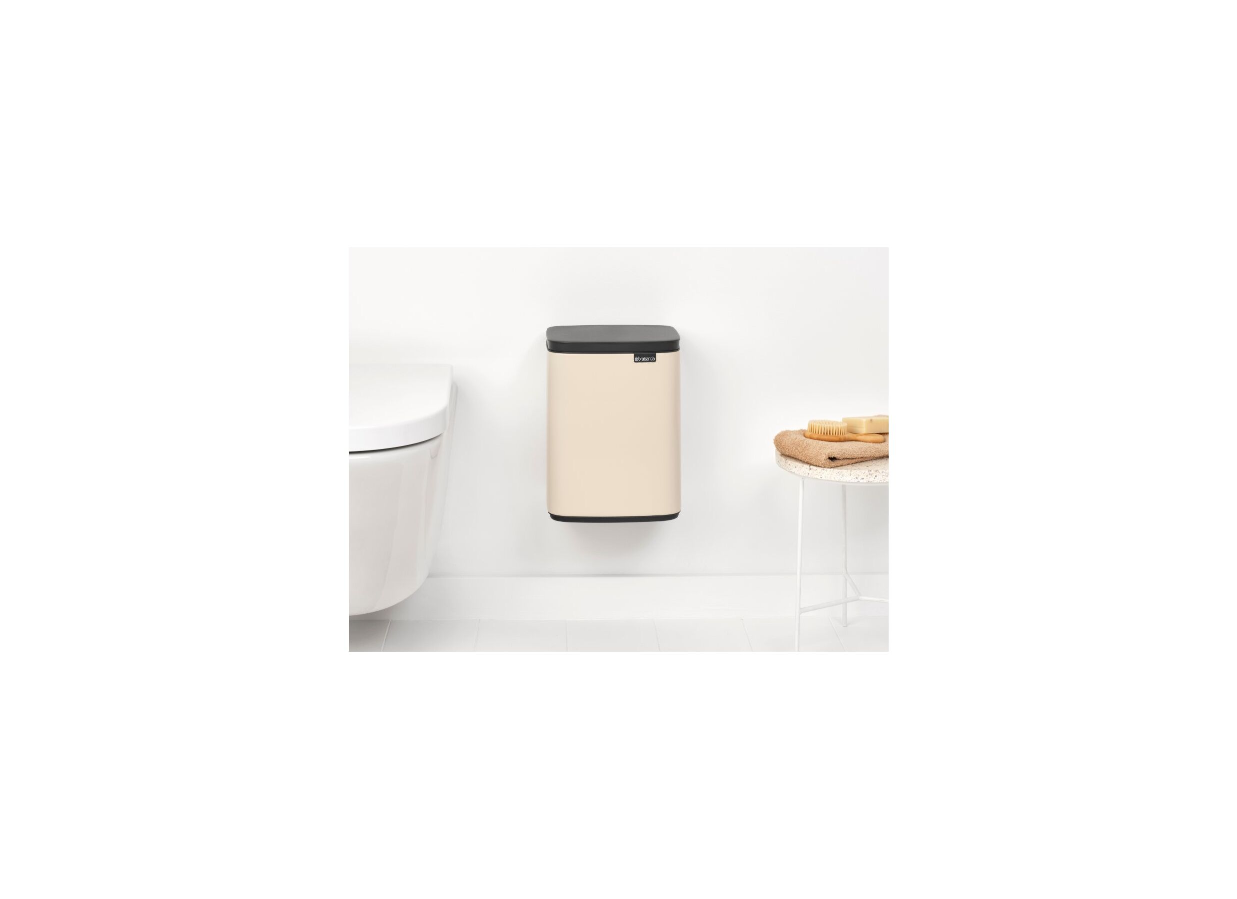Sfeerfoto - Tafelafvalemmer Bo Brabantia 7L beige