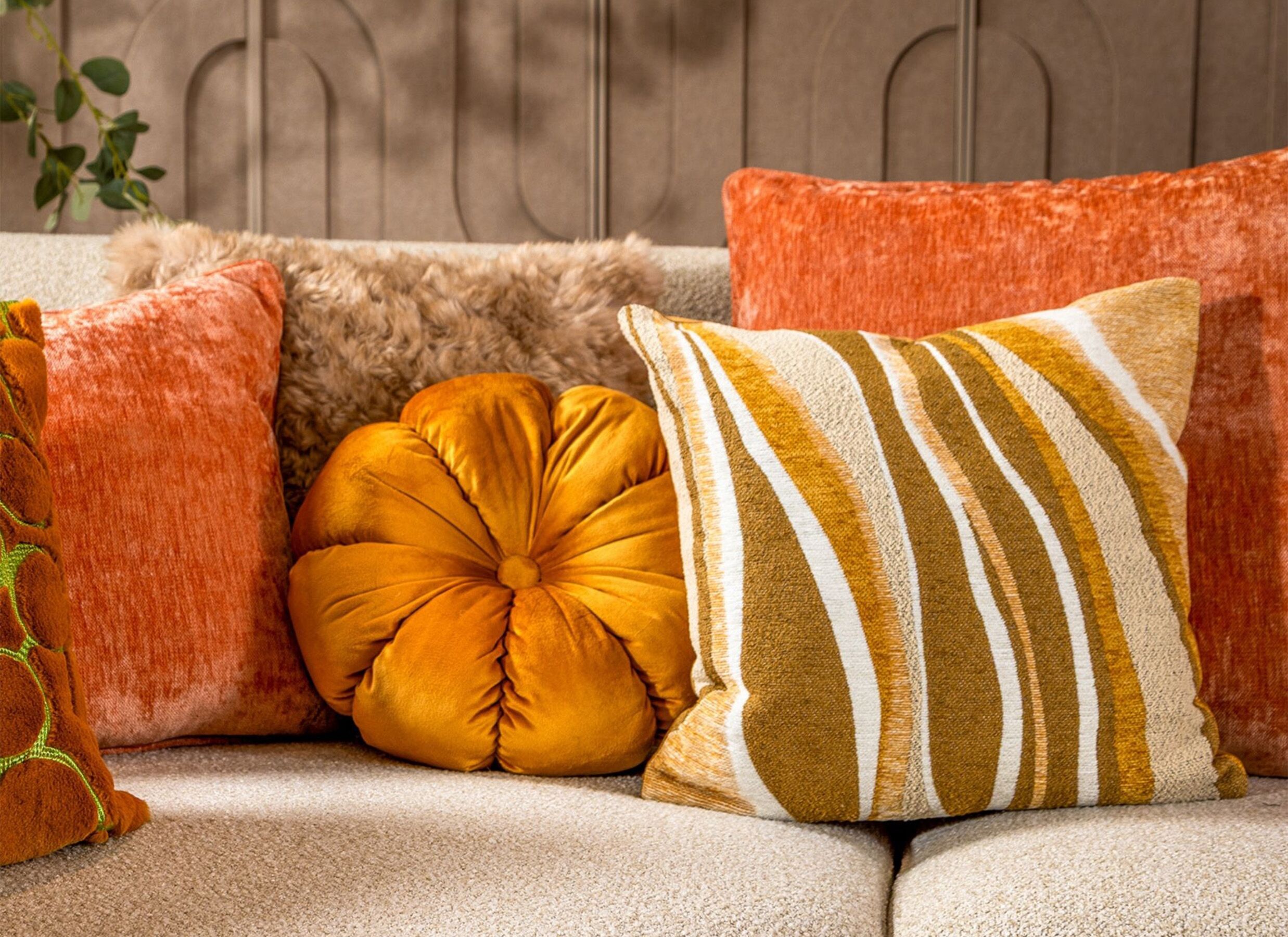 Foto ambiance - Coussin Raisa Ø38cm - polyester - chai tea
