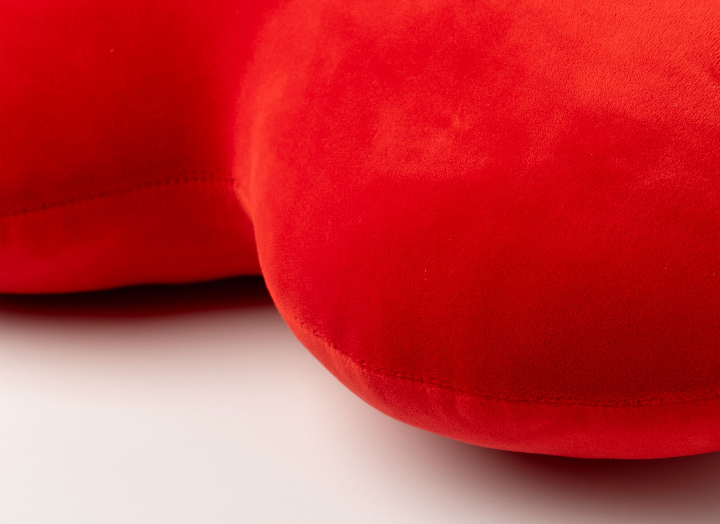 Detail - Coussin Cuddle Heart 40x35cm - poly spandex - true red