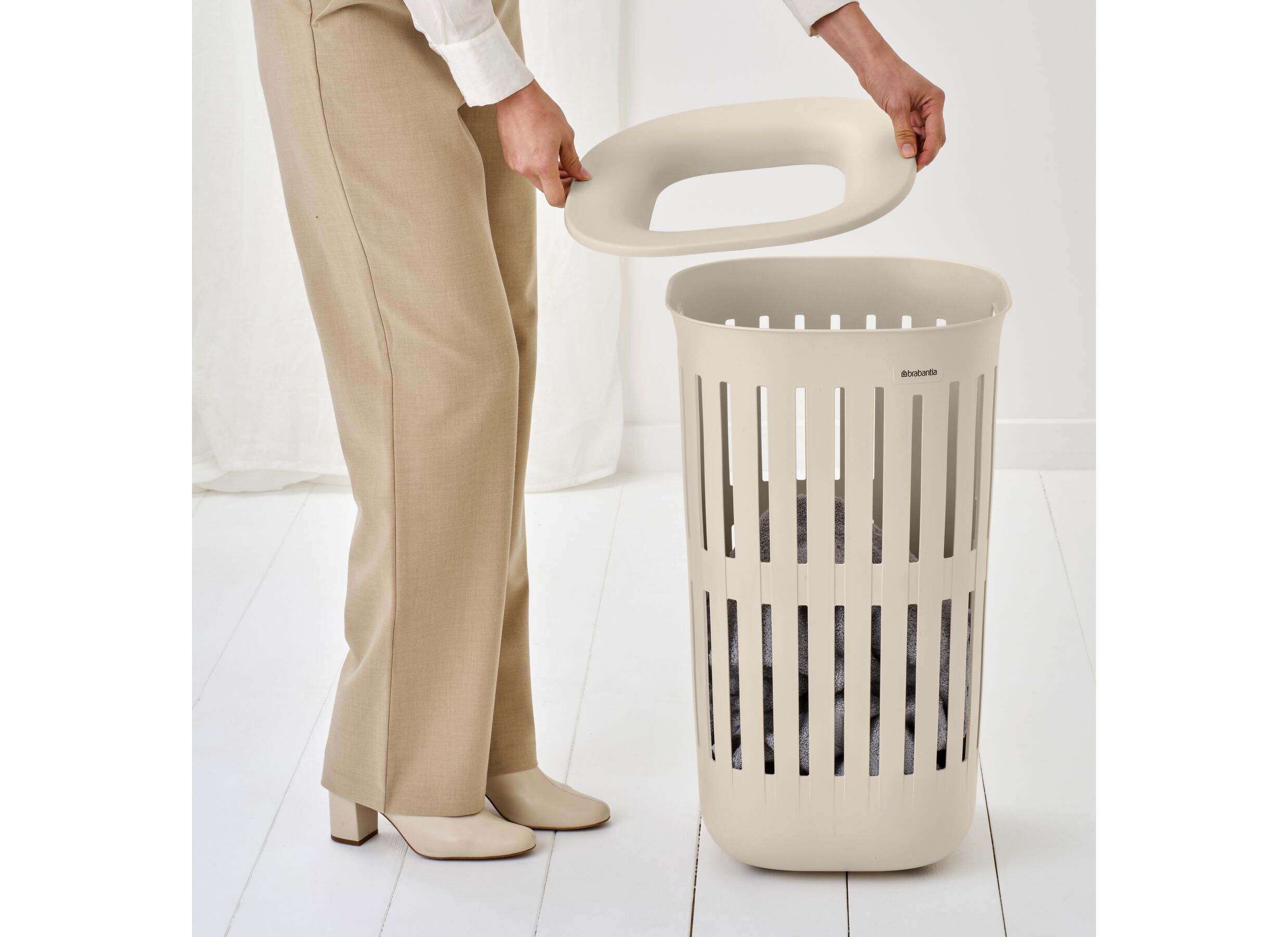 Foto ambiance - Panier à linge Collect-It 55L - plastique recyclé - beige