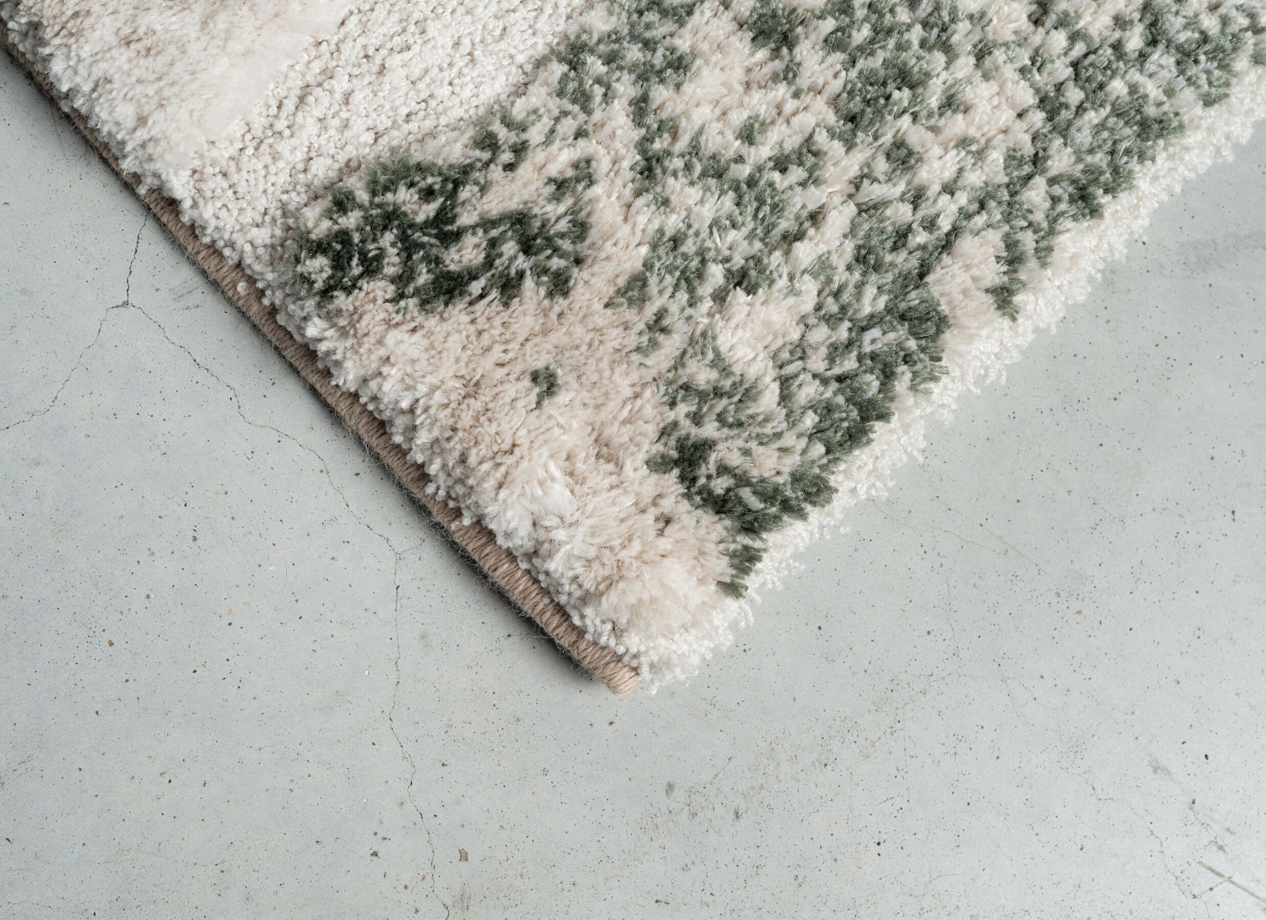 Detail - Tapis Madagaskar 133x195cm - fibre polyester - beige & vert