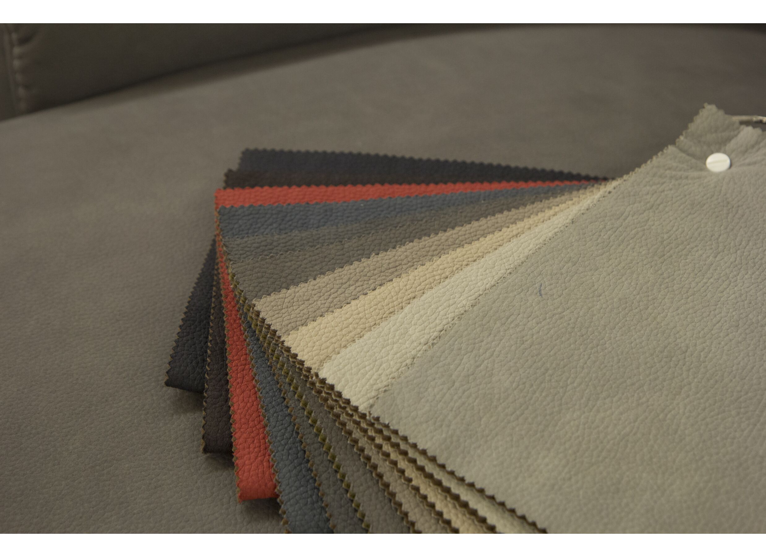 Couleurs - Canapé d'angle Erba 376x291cm - tissu - gris foncé