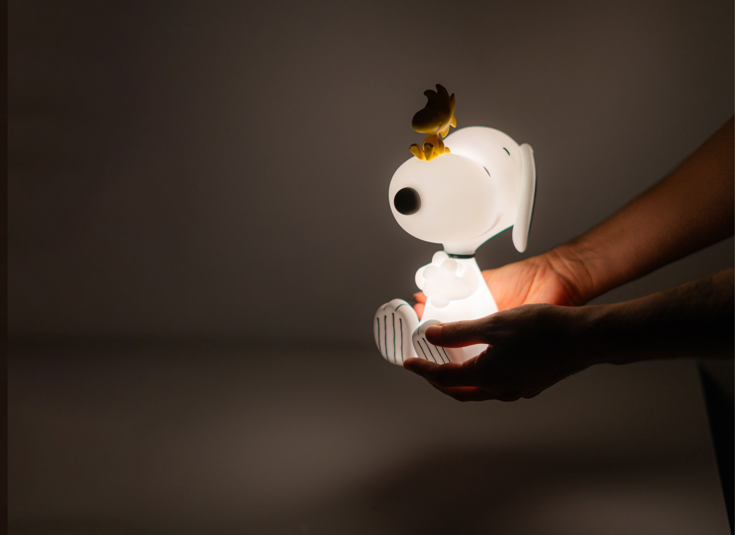 Sfeerfoto - Snoopy lamp H26,7cm