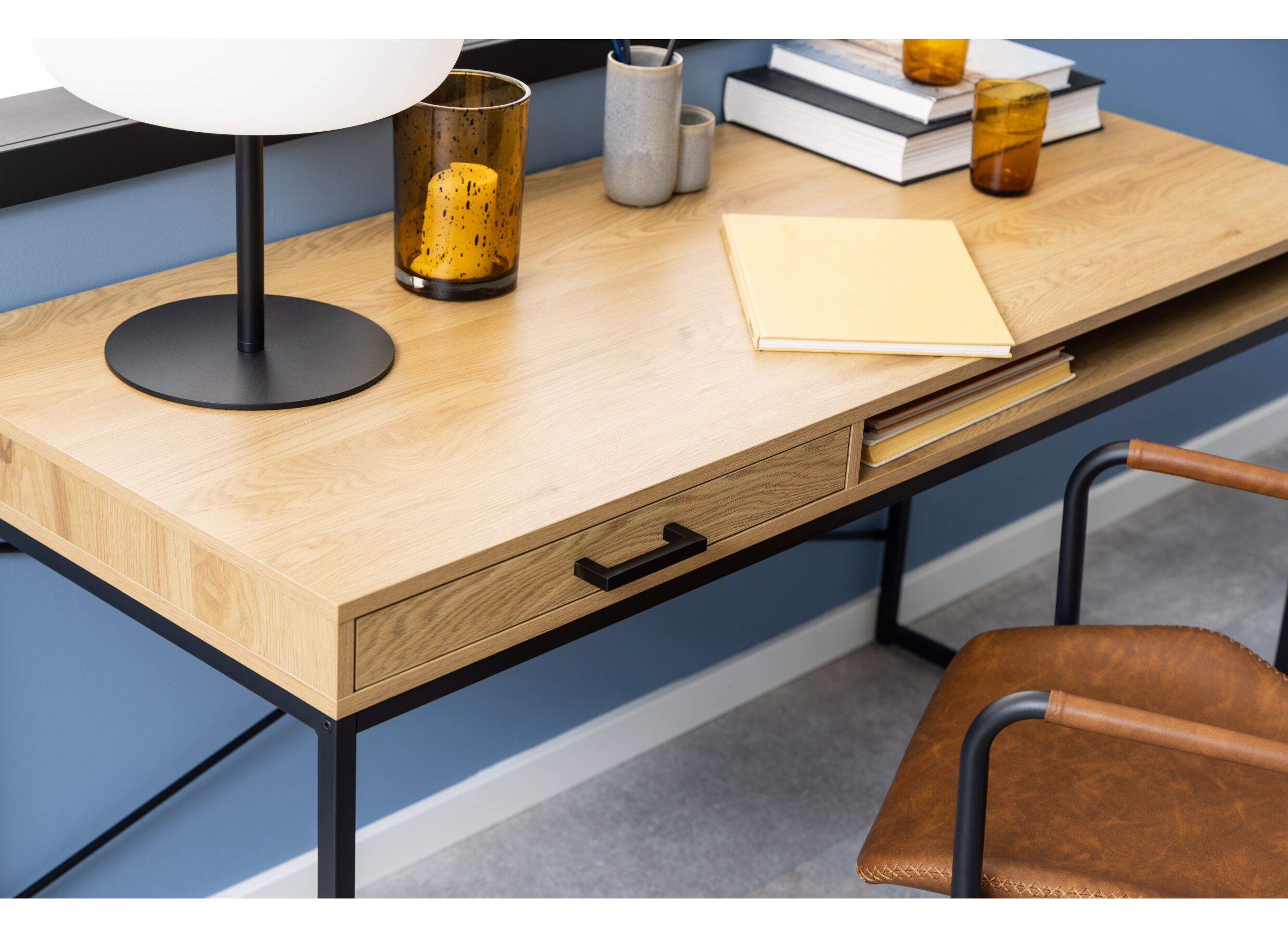 Bureau 140x58cm