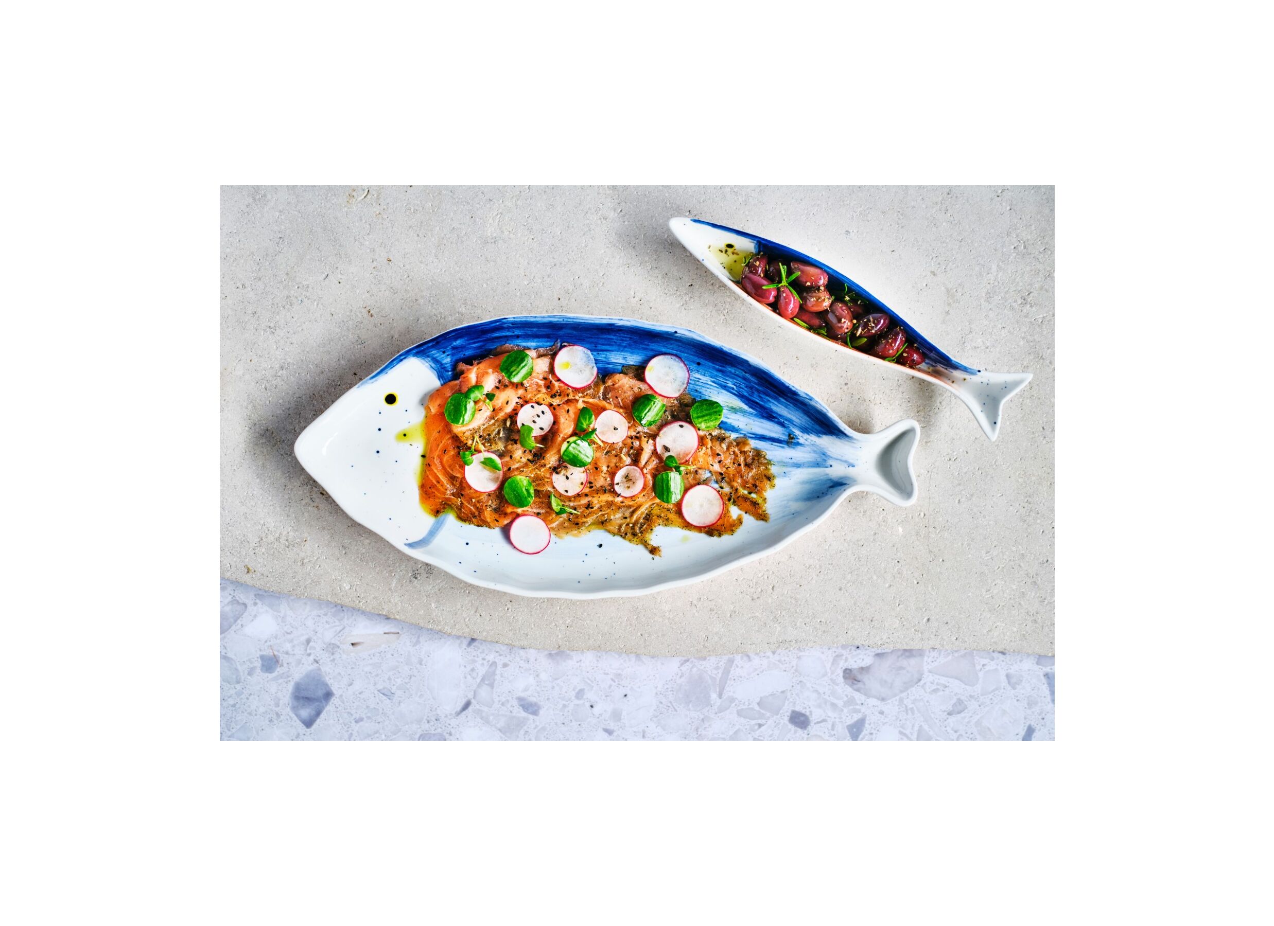 Foto ambiance - Assiette à dessert Coral 43x19,7cm - porcelaine - blanc/bleu