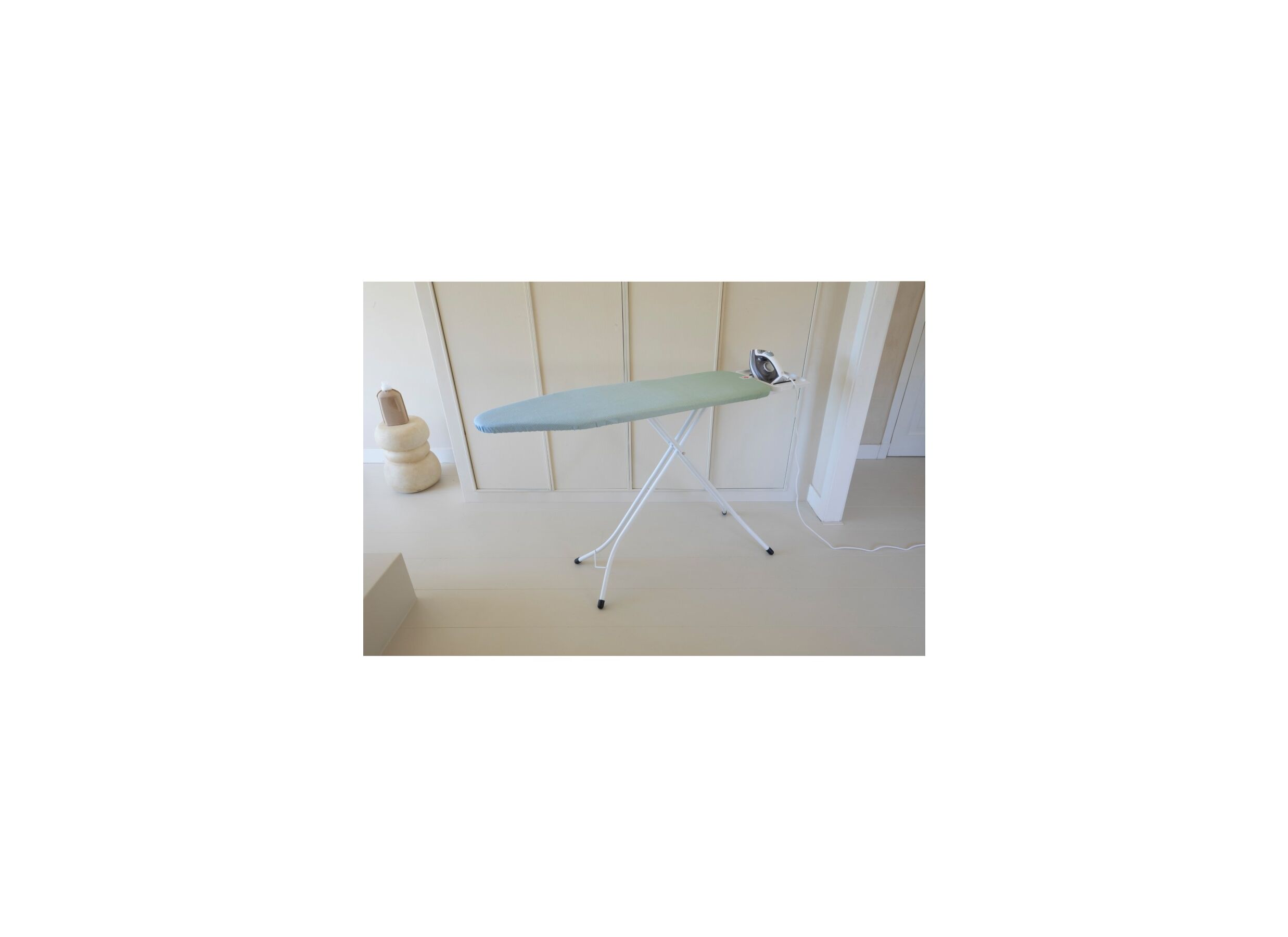 Strijkplank B solide stoomunithouder Brabantia 124x38cm