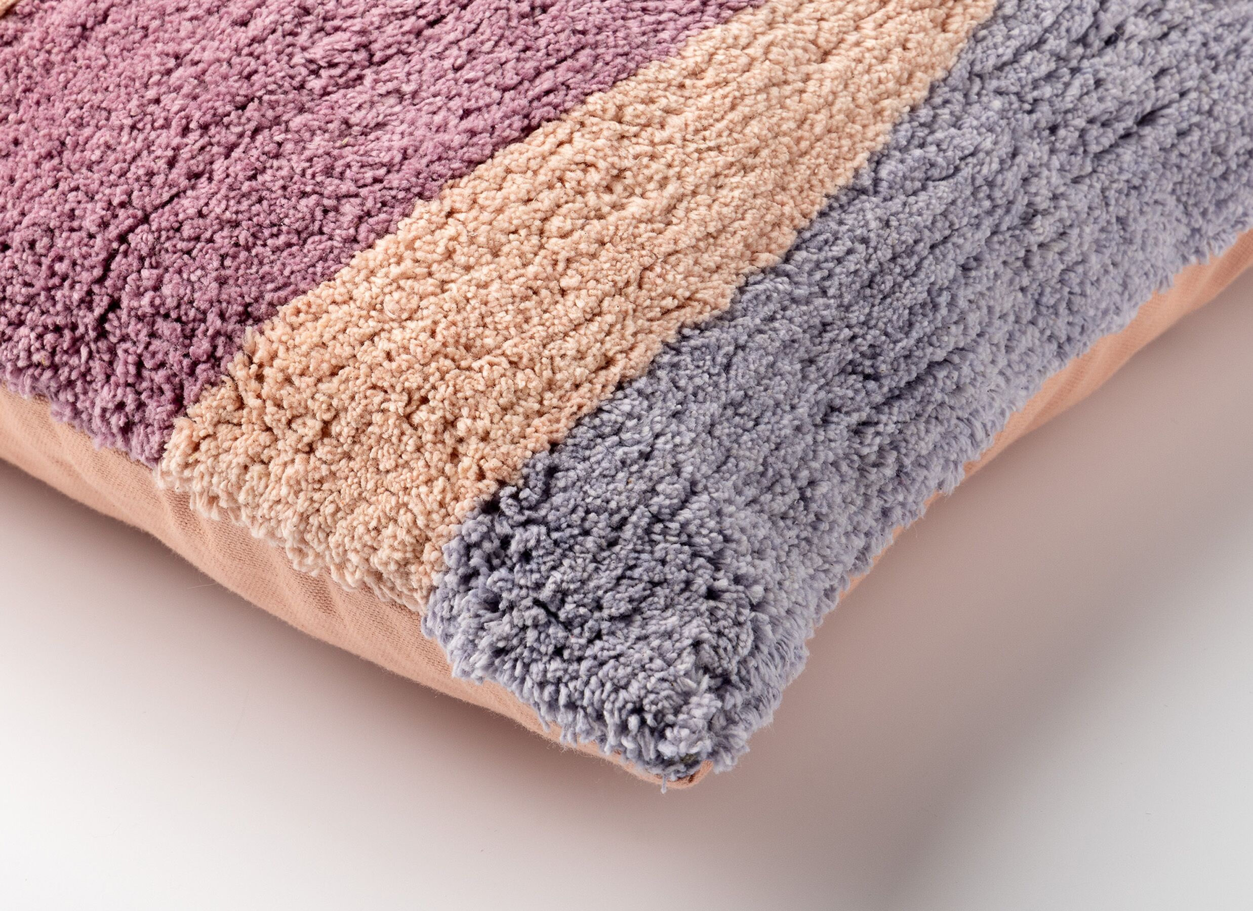 Detail - Coussin Imme 40x60cm - polyester recyclé - dusky orchid