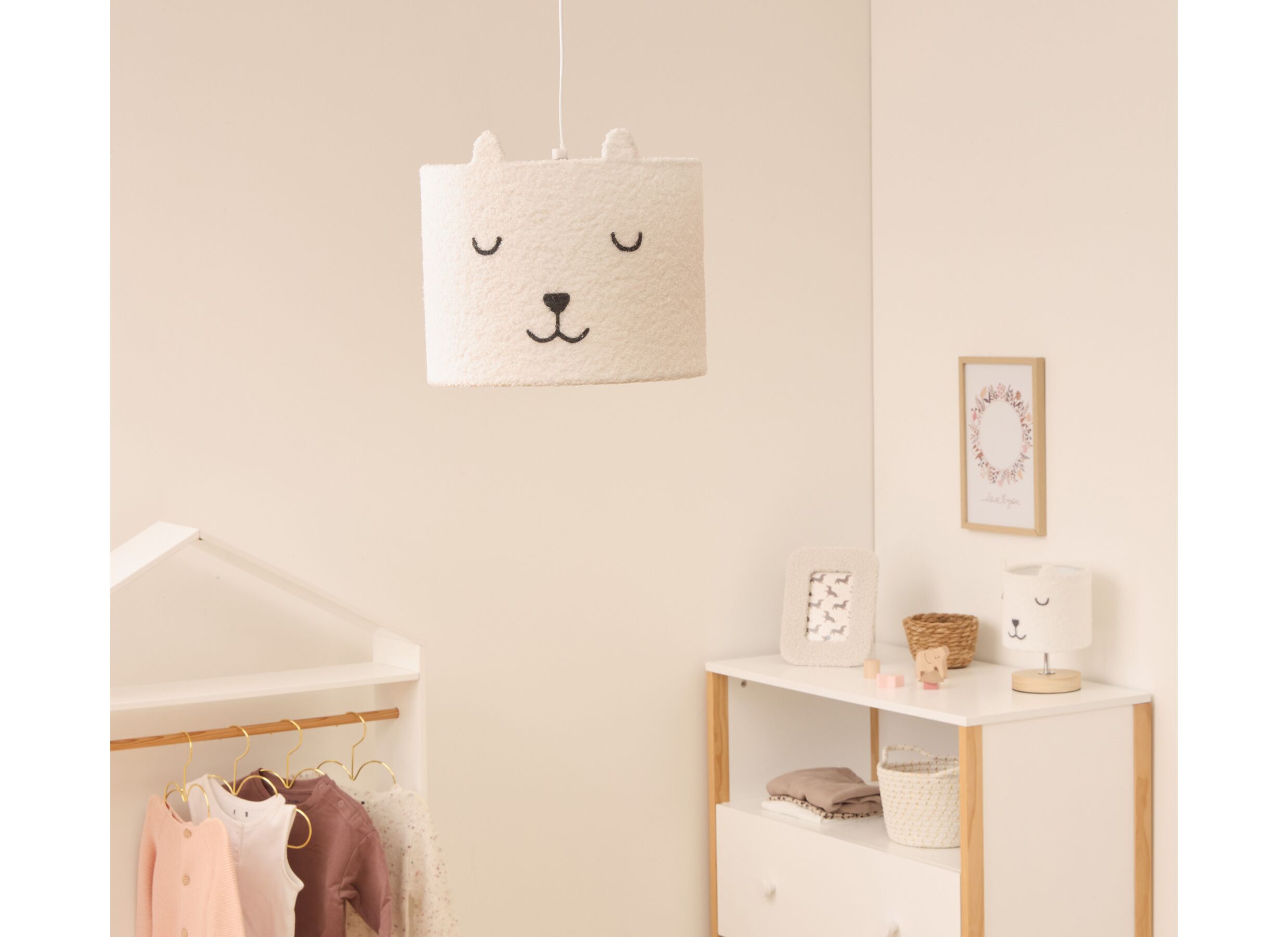 Sfeerfoto - Hanglamp kinderkamer Toxey Ø28xH28cm - bouclé - wit