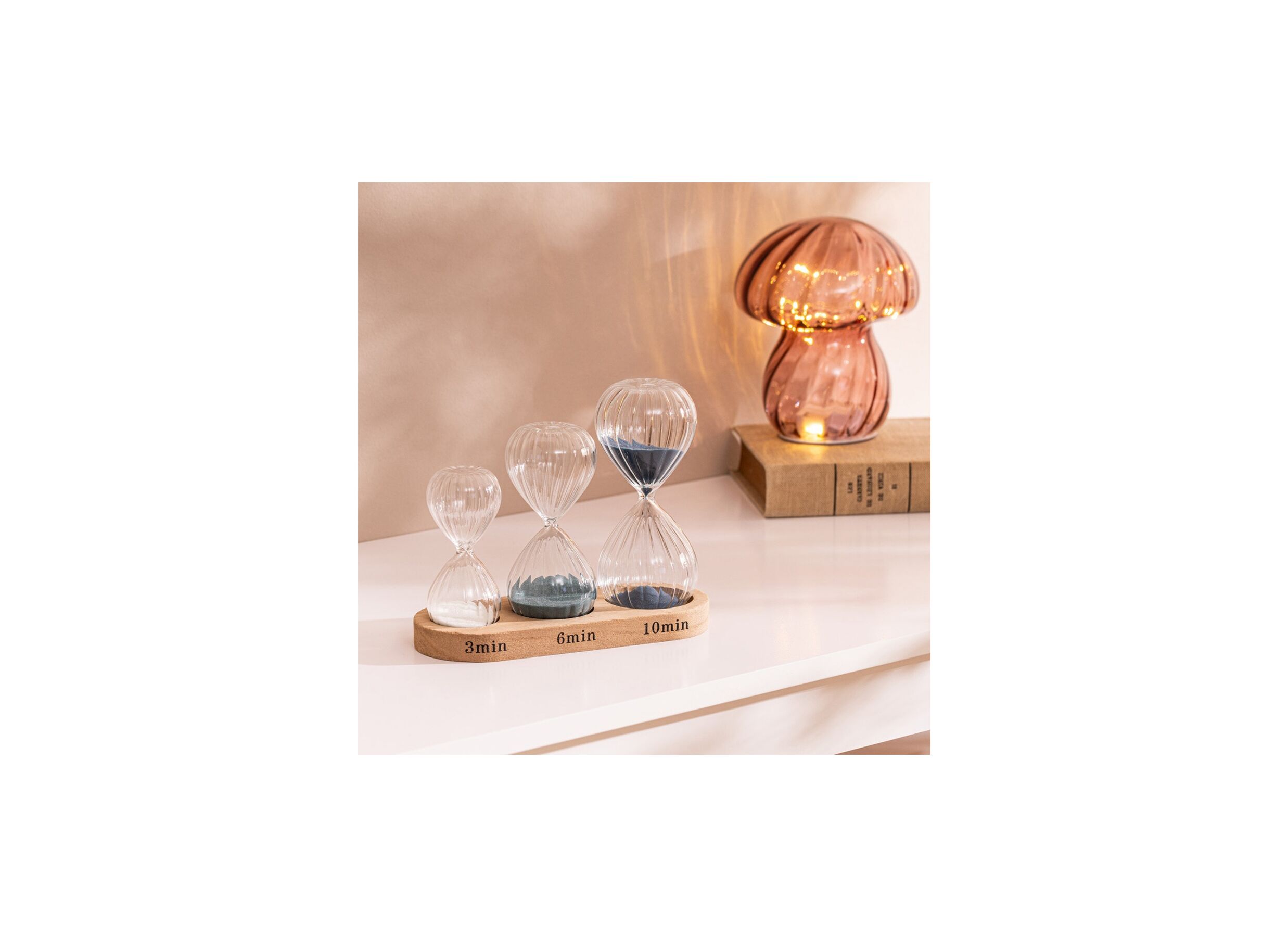 Sfeerfoto - Zandloper met plateau H14cm - paulownia massief & glas - multicolor set van 3